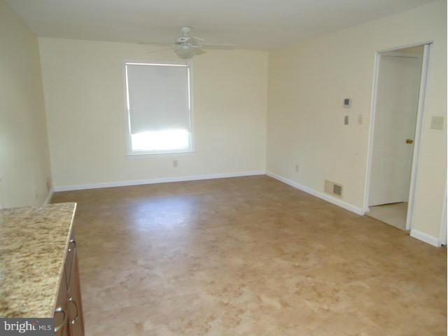 KEMP MILL ESTATES - Residential Lease