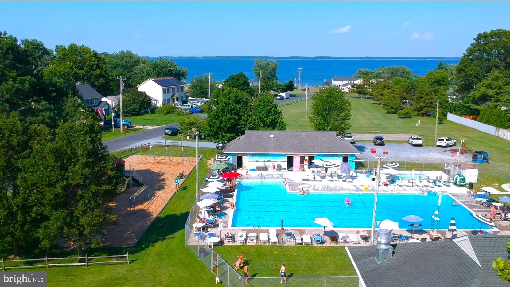 704 CLOVERFIELDS DRIVE