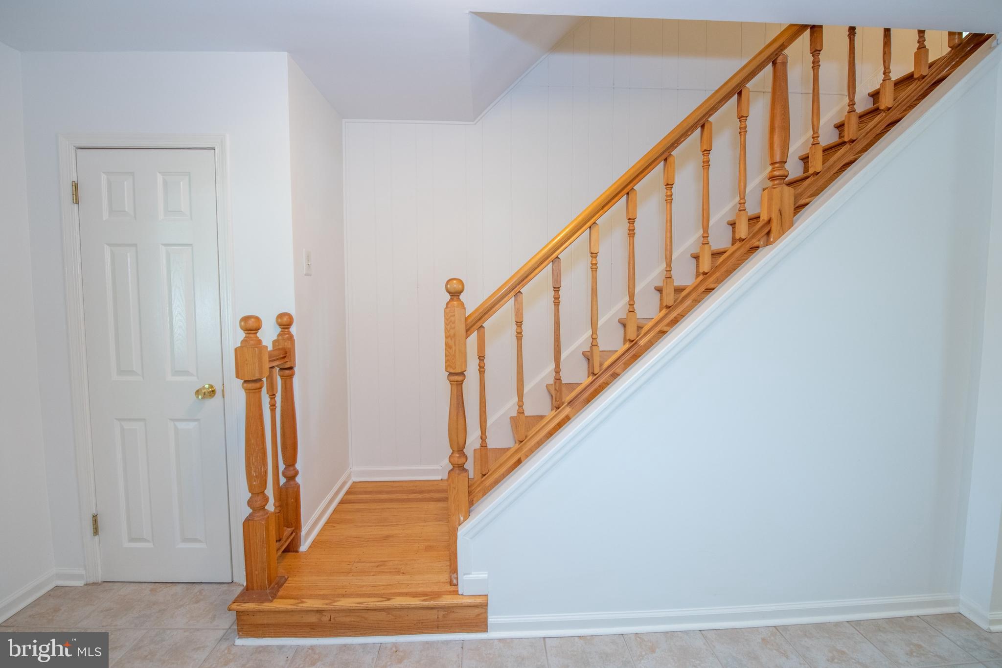 BURGUNDY HILLS - Residential