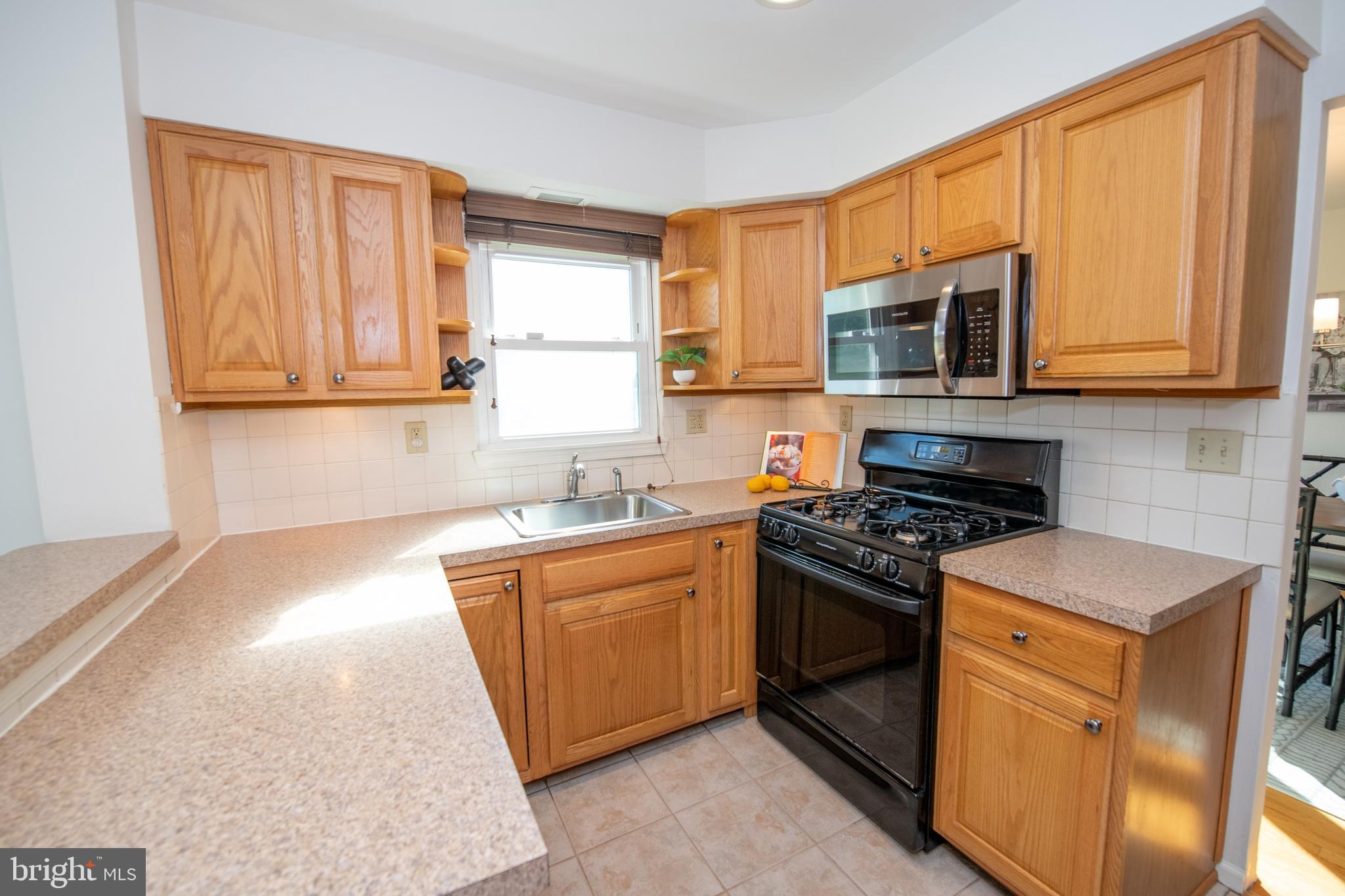 BURGUNDY HILLS - Residential