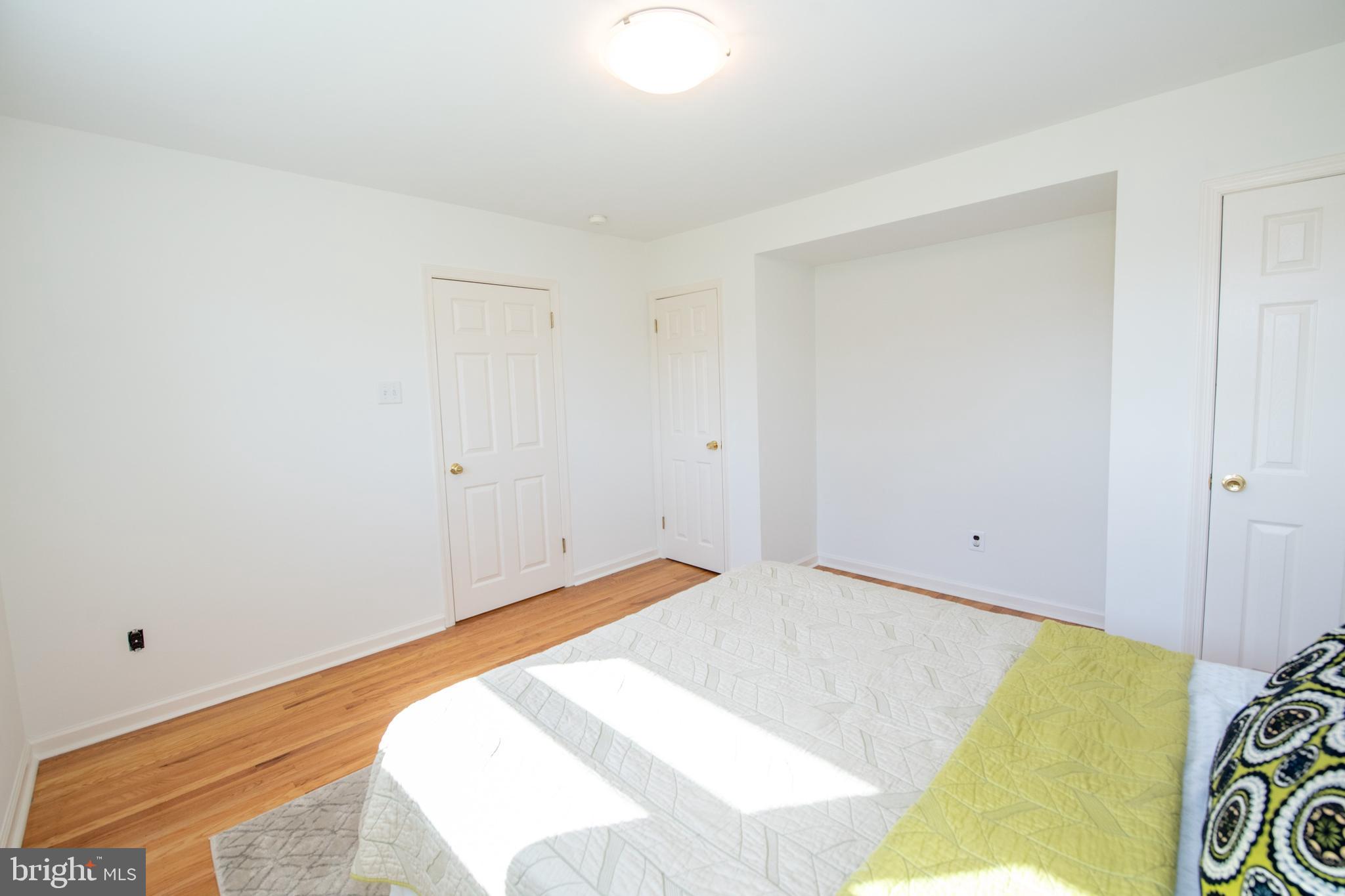 BURGUNDY HILLS - Residential