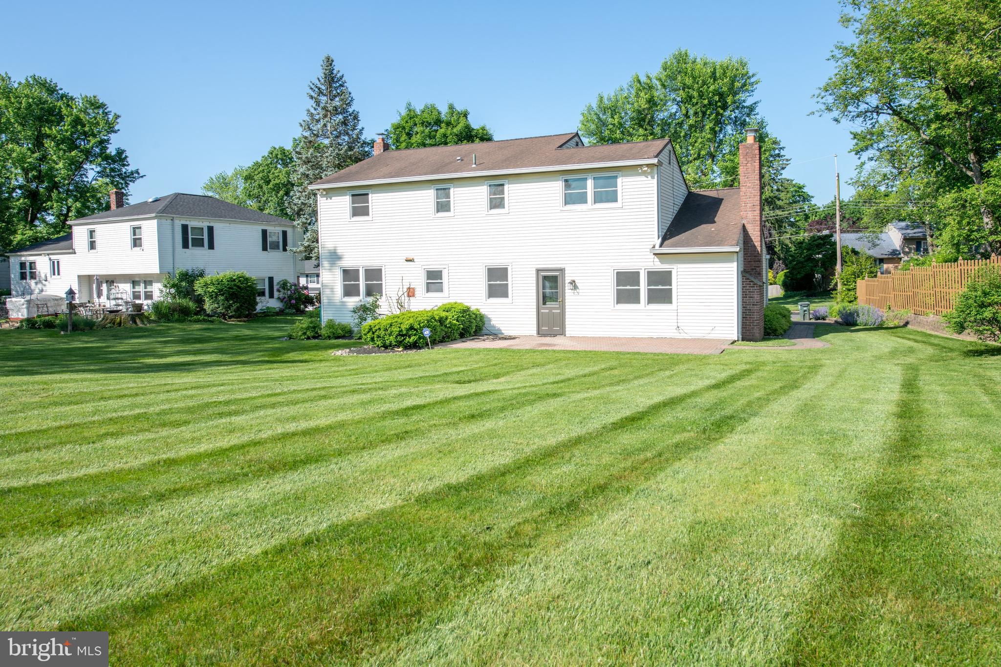 BURGUNDY HILLS - Residential