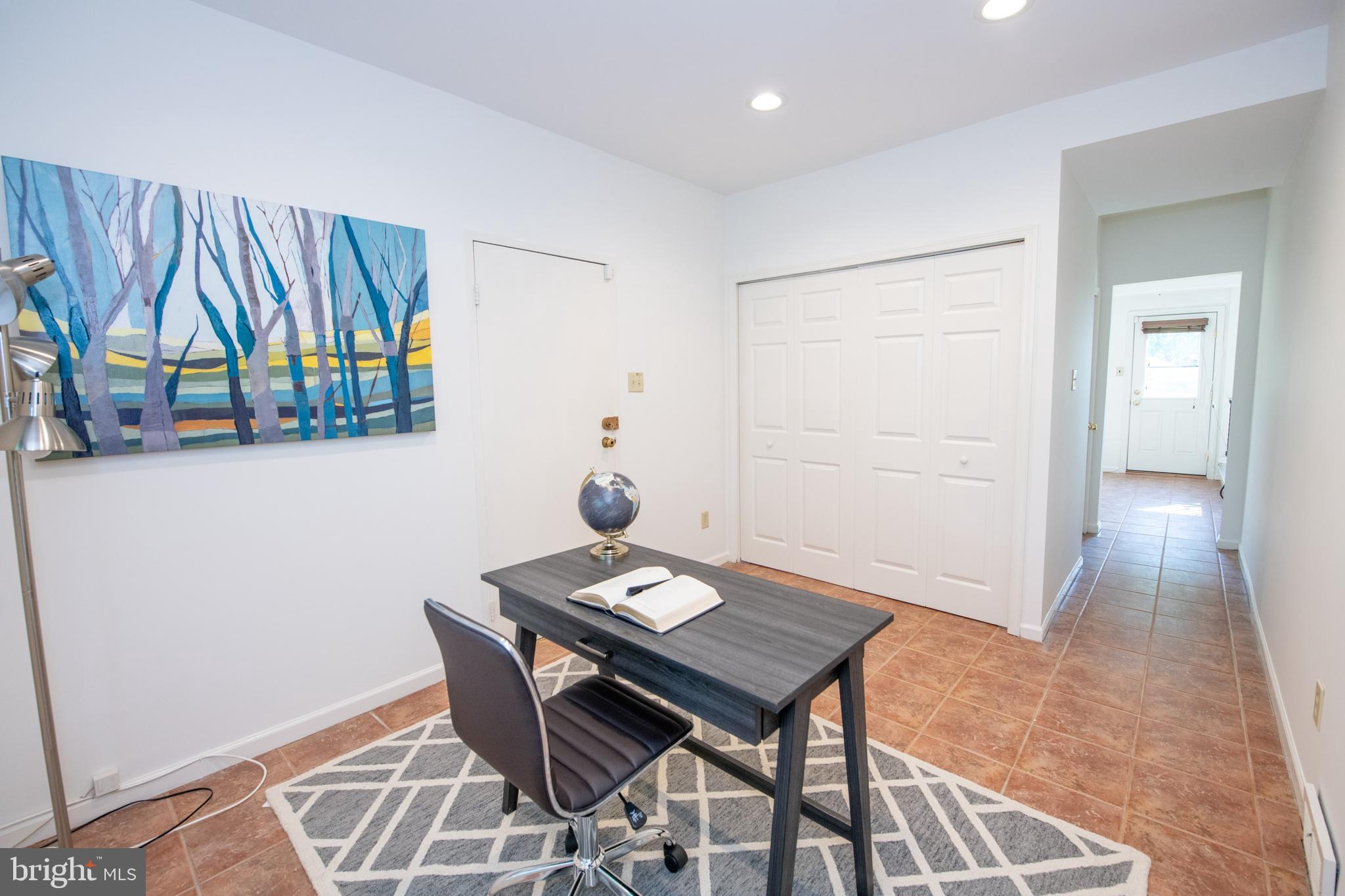 BURGUNDY HILLS - Residential