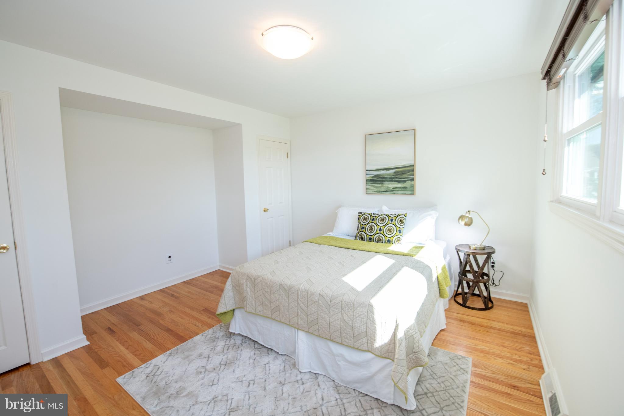 BURGUNDY HILLS - Residential