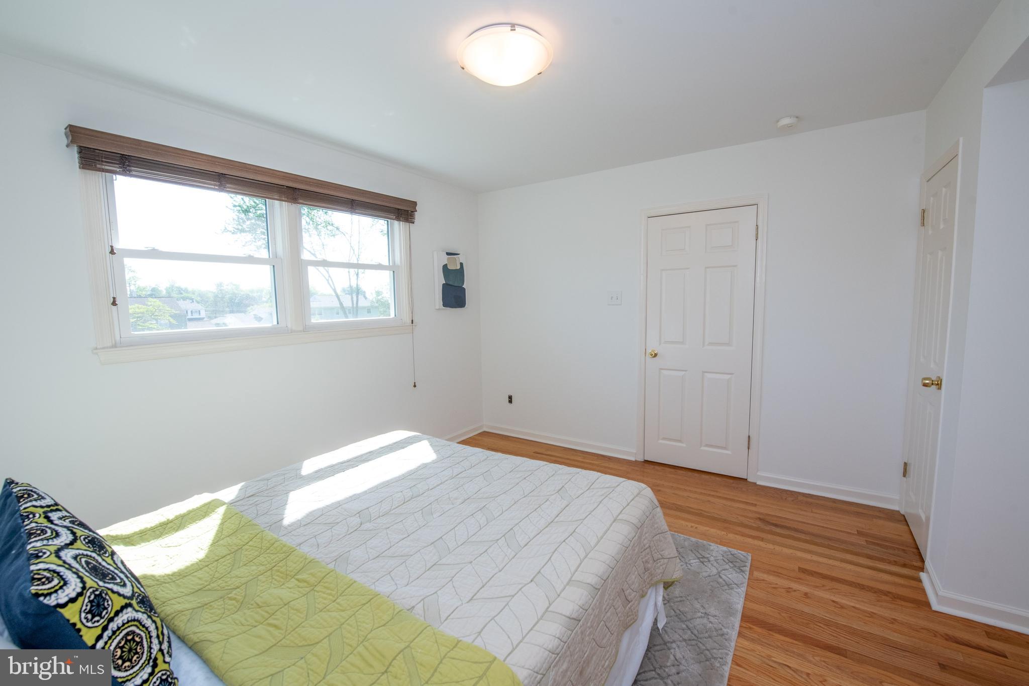 BURGUNDY HILLS - Residential