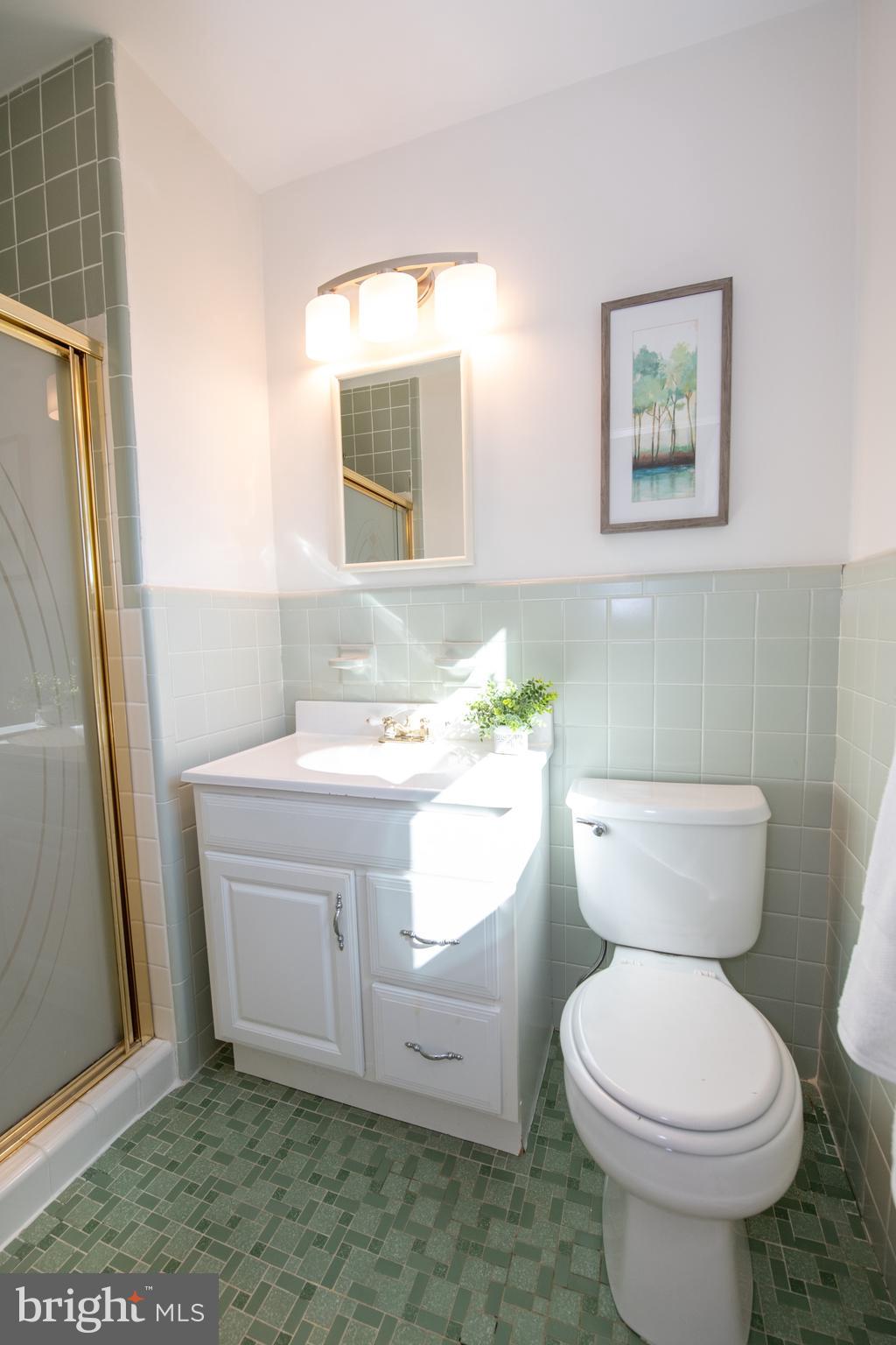 BURGUNDY HILLS - Residential