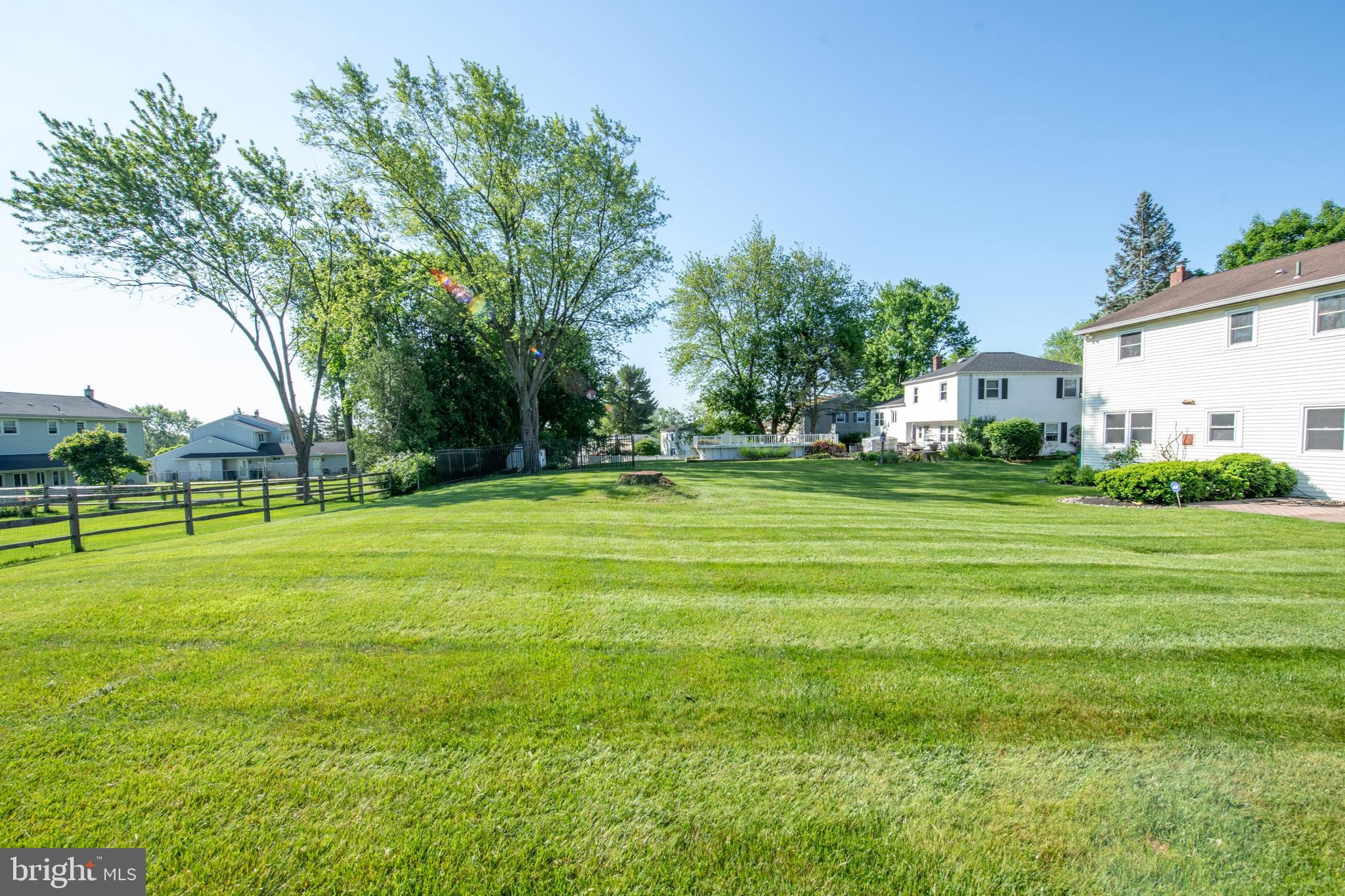 BURGUNDY HILLS - Residential