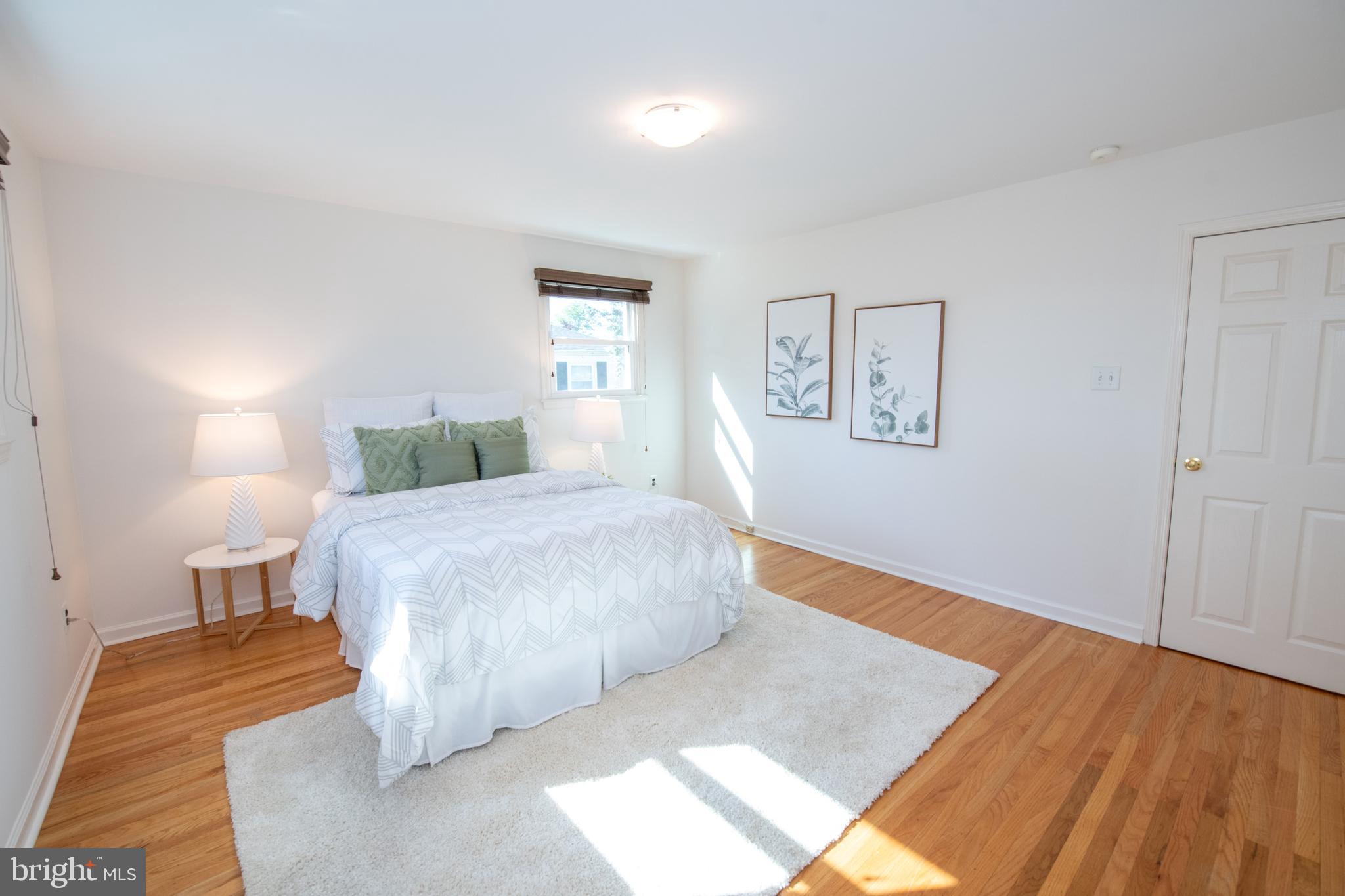 BURGUNDY HILLS - Residential