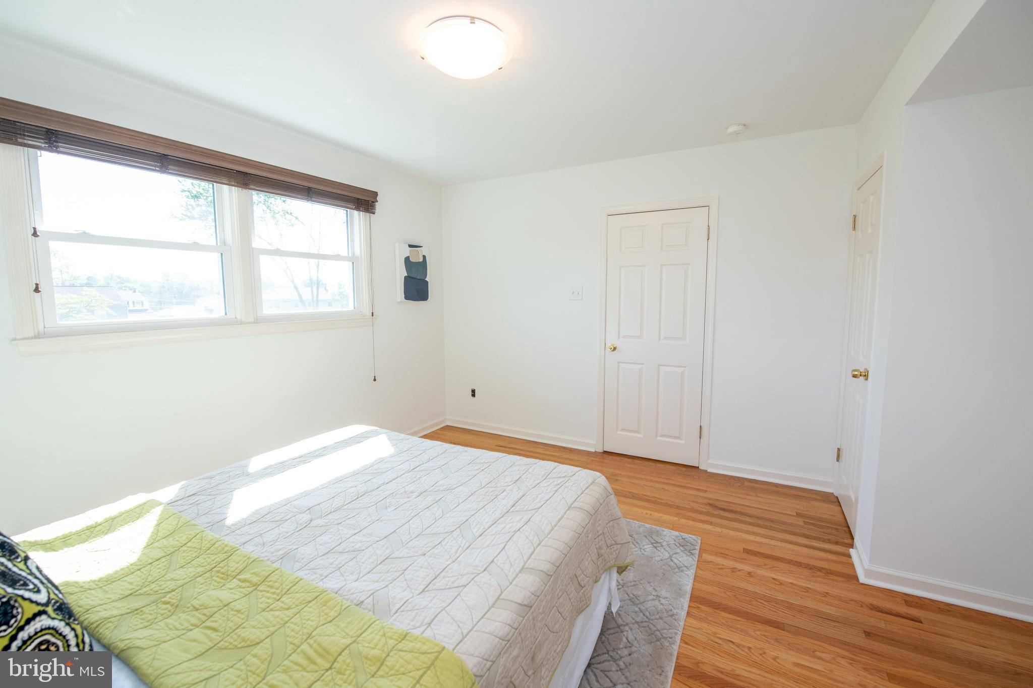 BURGUNDY HILLS - Residential