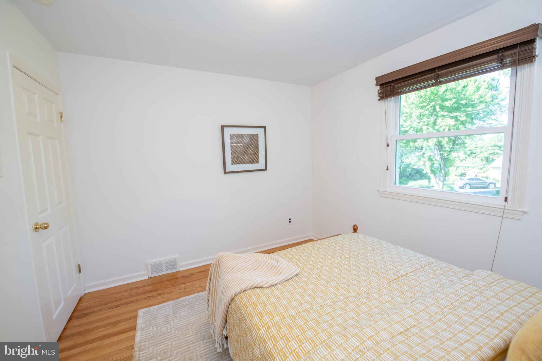 BURGUNDY HILLS - Residential