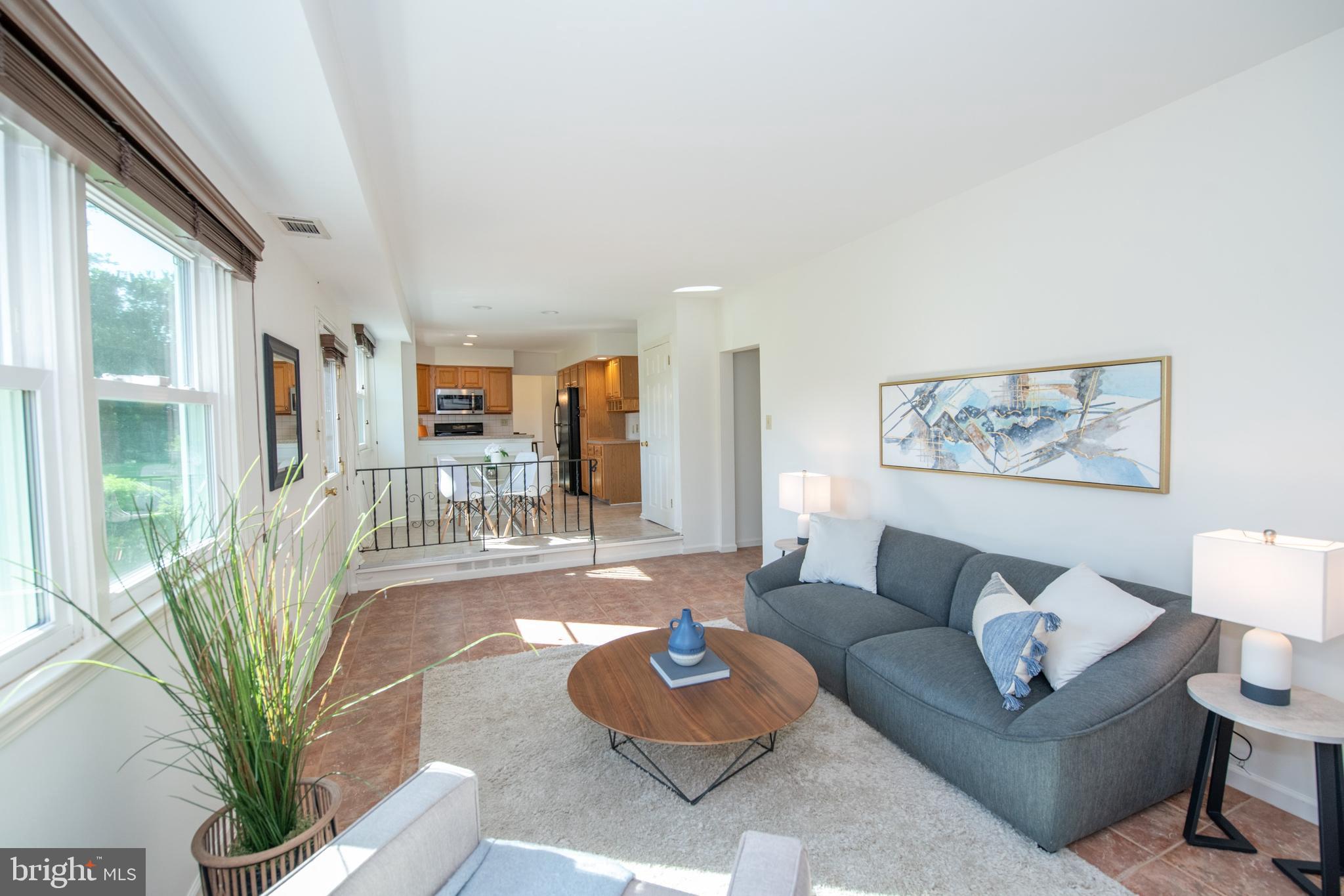 BURGUNDY HILLS - Residential