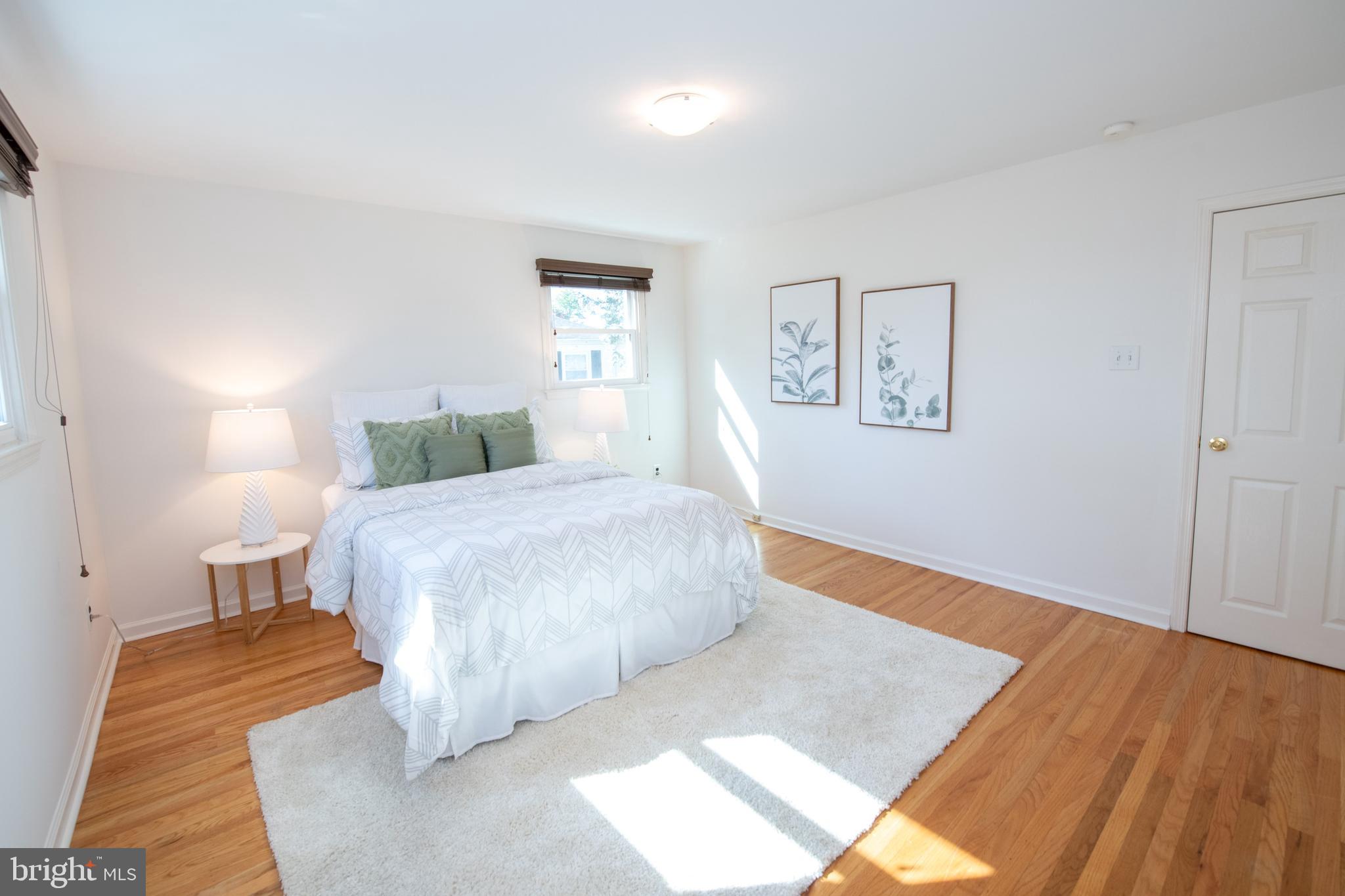 BURGUNDY HILLS - Residential