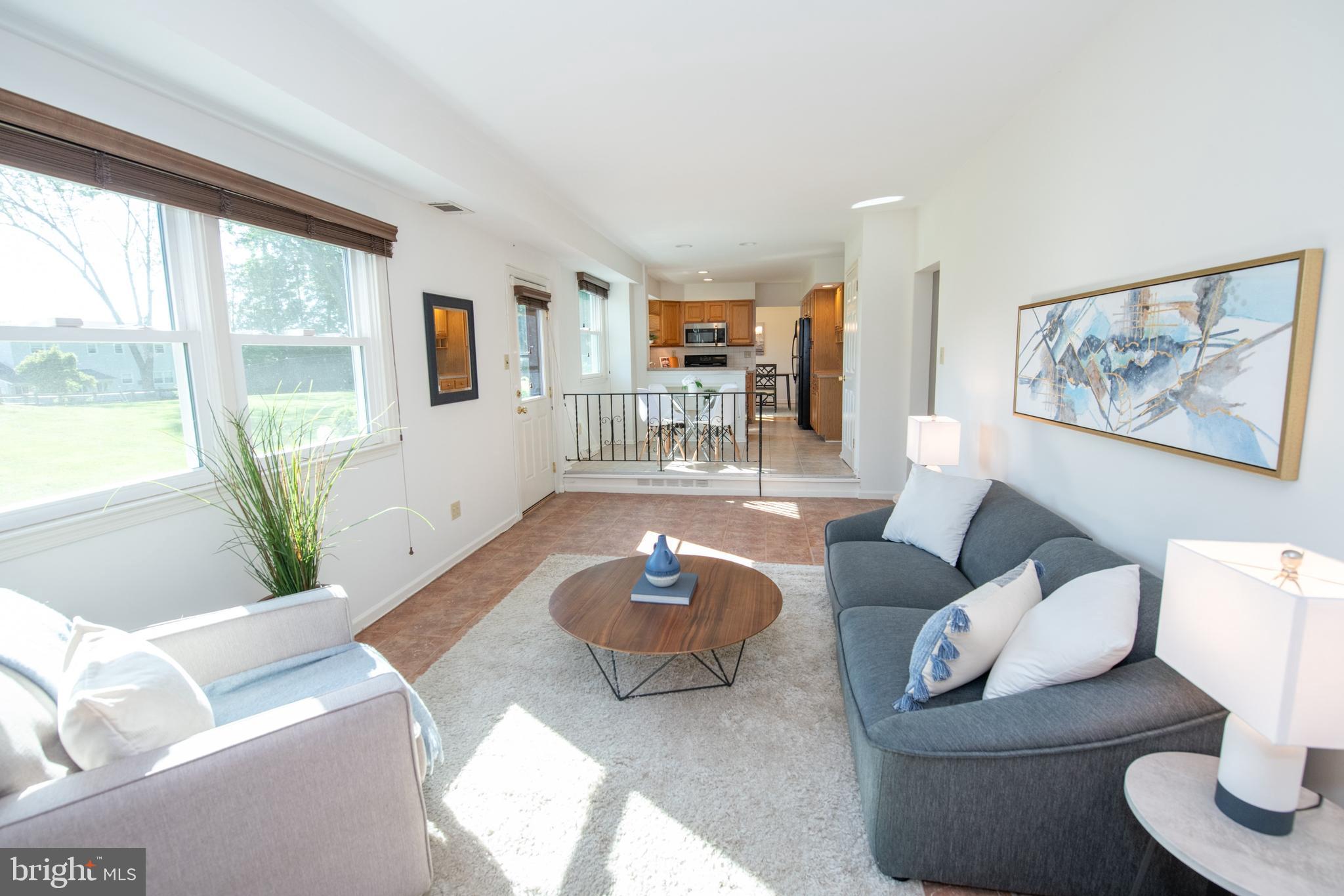 BURGUNDY HILLS - Residential