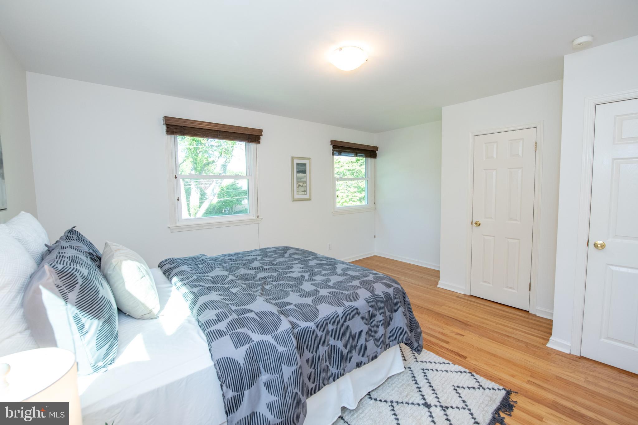 BURGUNDY HILLS - Residential