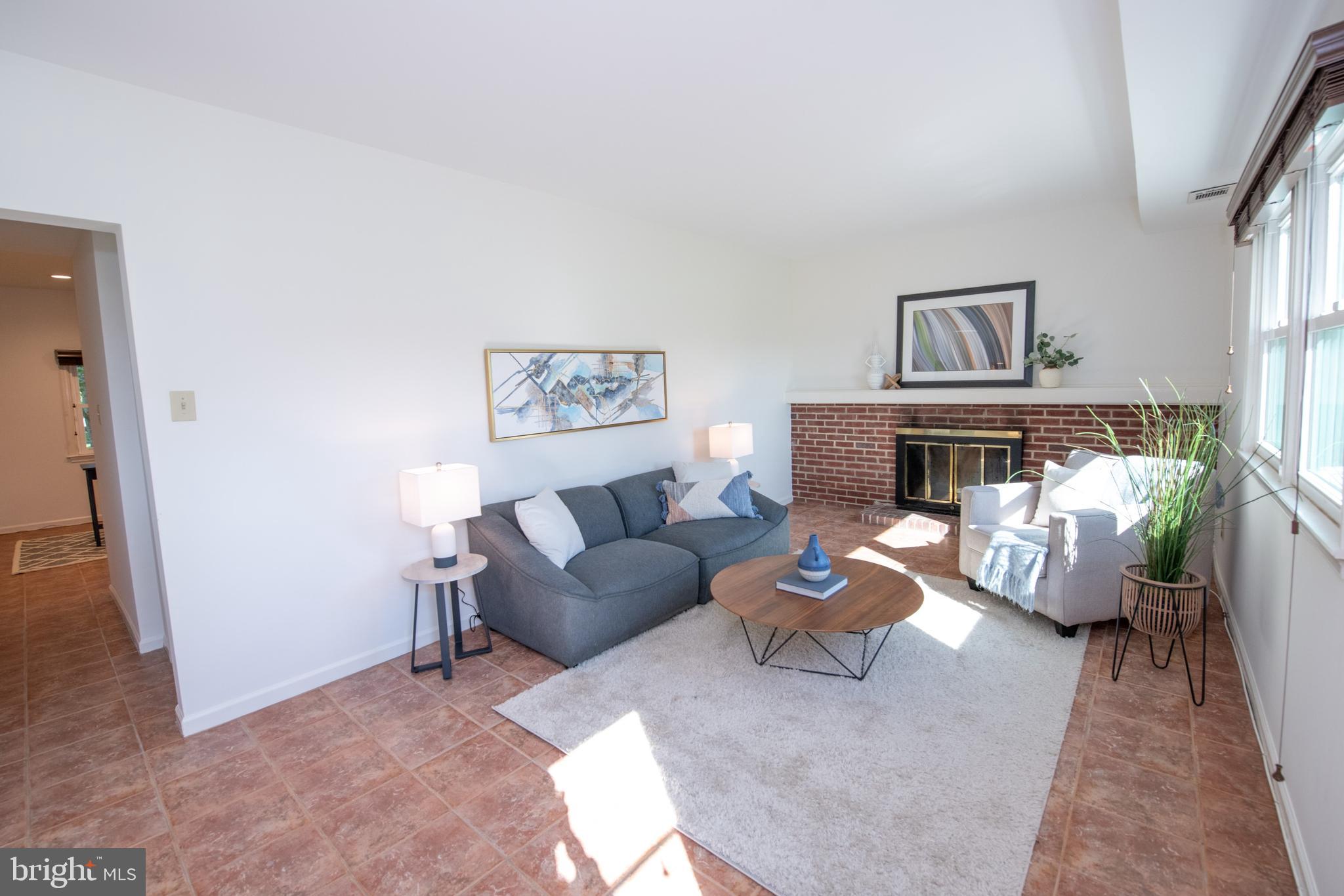 BURGUNDY HILLS - Residential