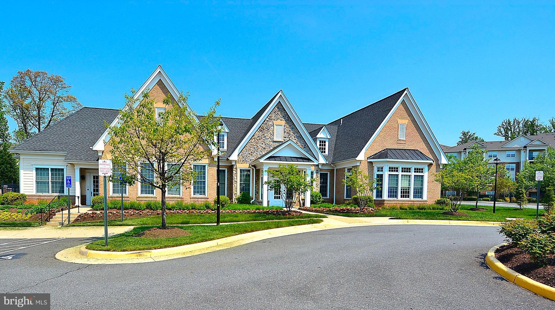 LEGATO CORNER - Residential