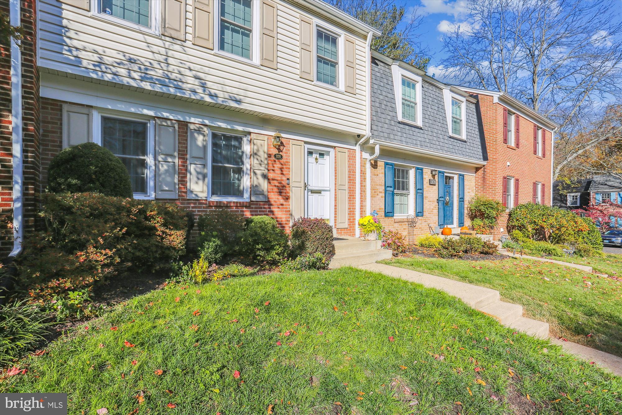 ROCKSHIRE TOWNHOMES - Residential