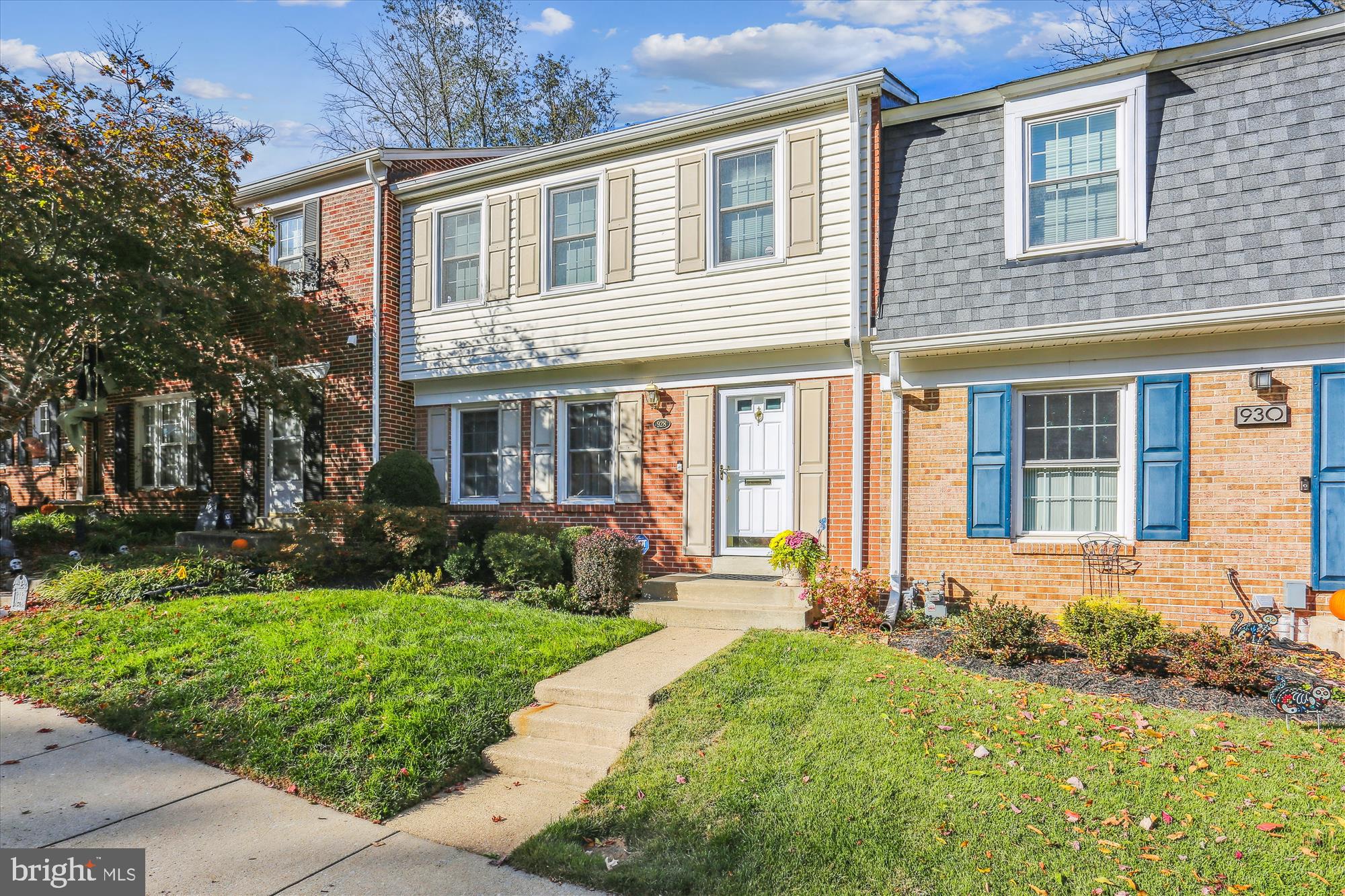 ROCKSHIRE TOWNHOMES - Residential