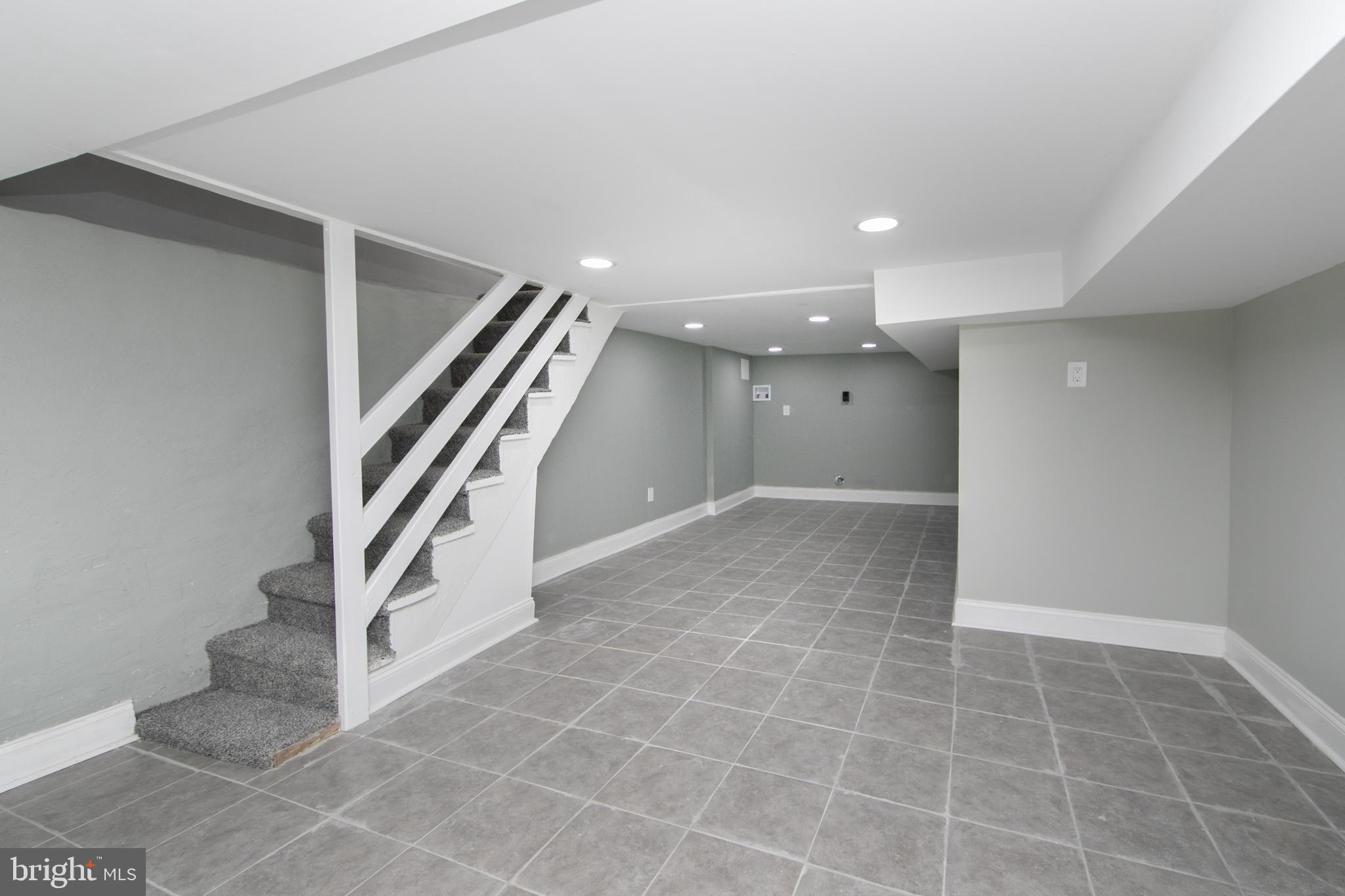 MILL CREEK - Residential