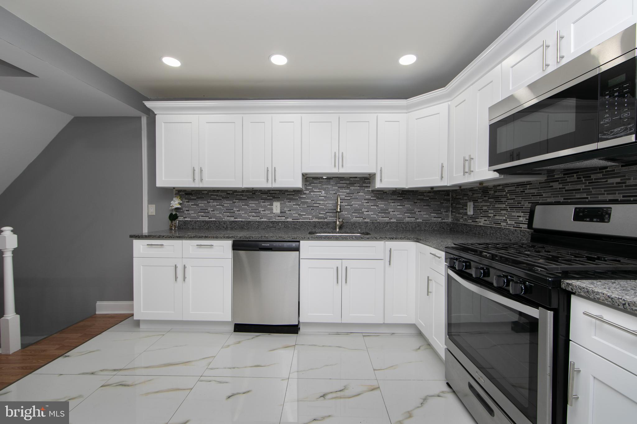 MILL CREEK - Residential