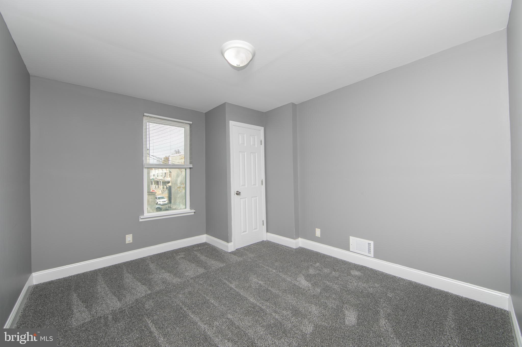 MILL CREEK - Residential