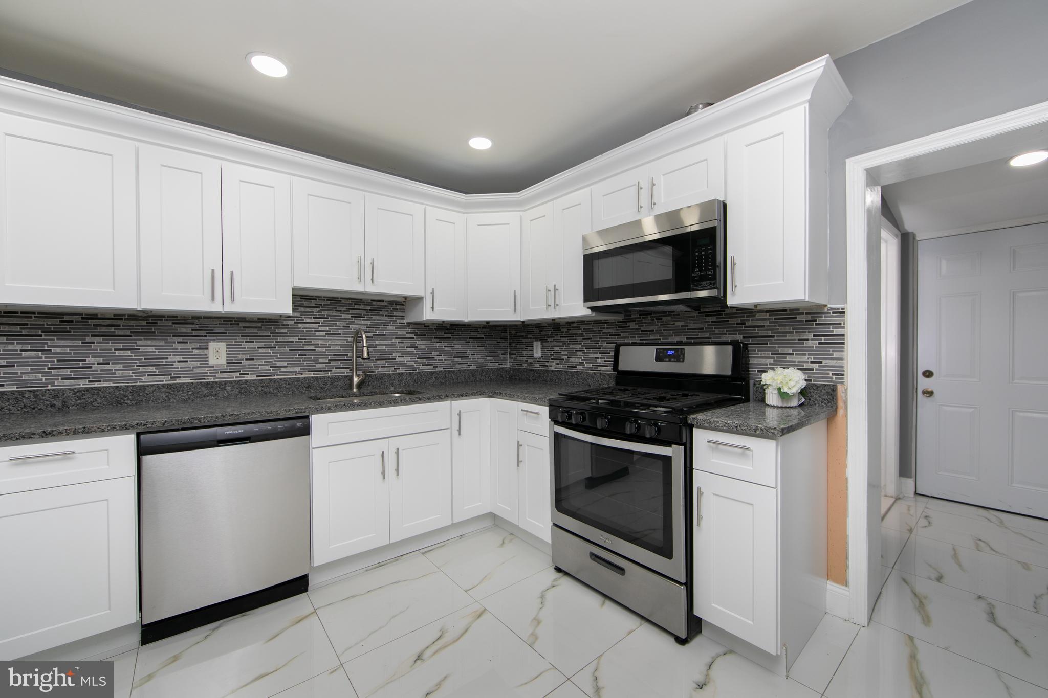 MILL CREEK - Residential