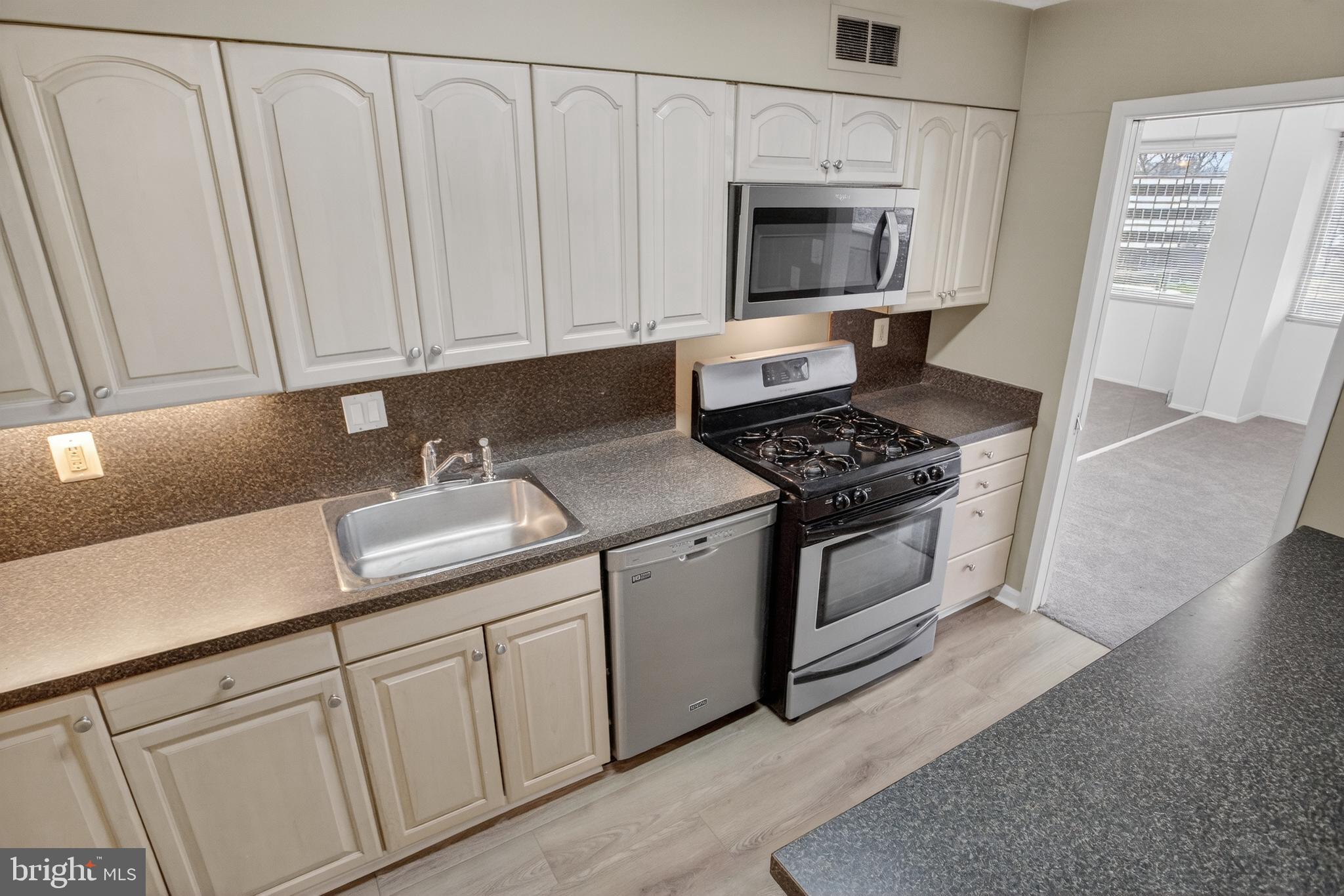 FRIENDSHIP HEIGHTS - Residential Lease