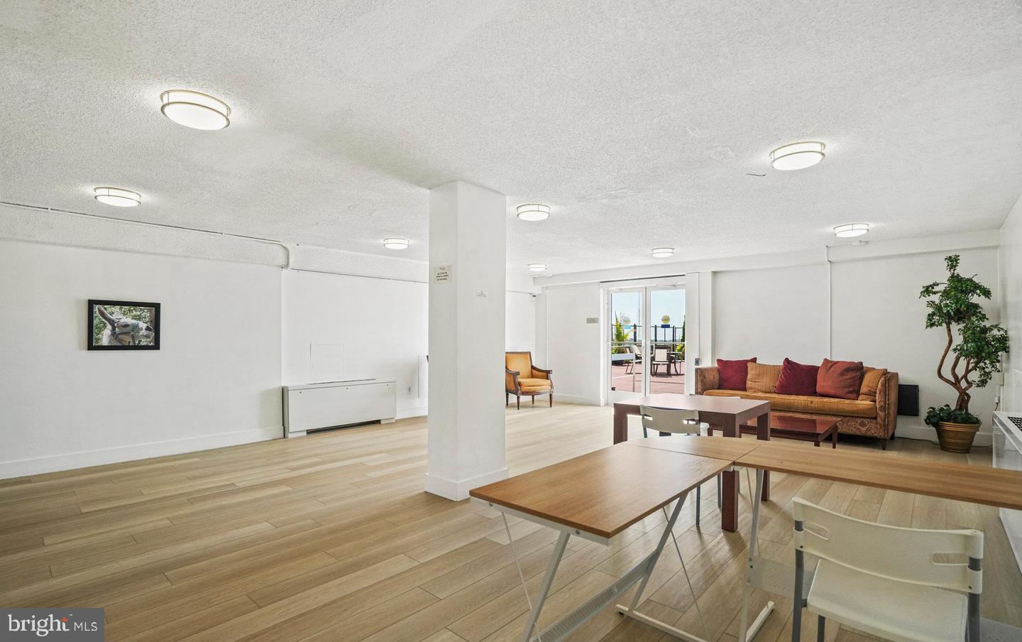 FRIENDSHIP HEIGHTS - Residential Lease