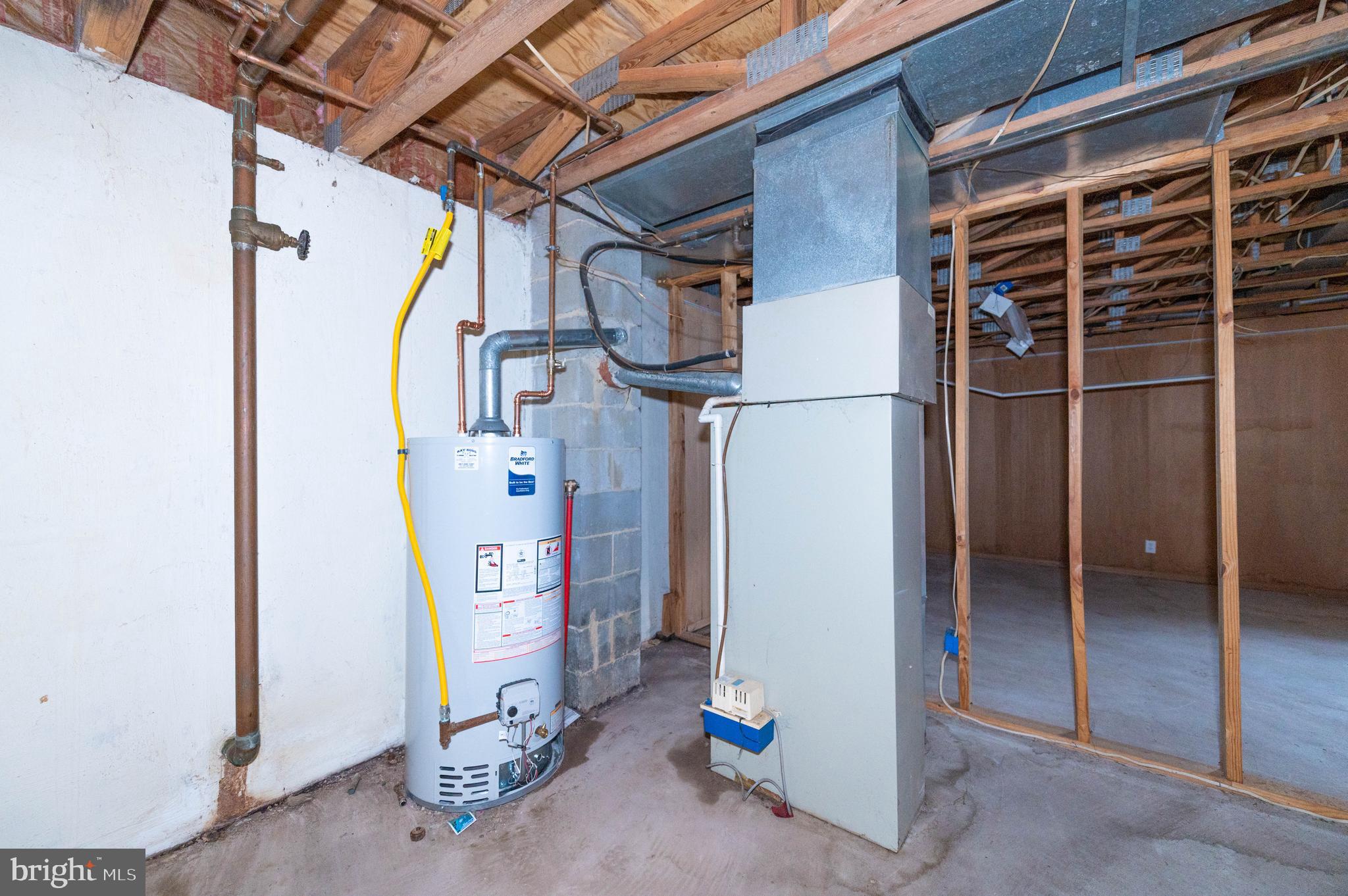 NORTHRIDGE ESTATES - Residential