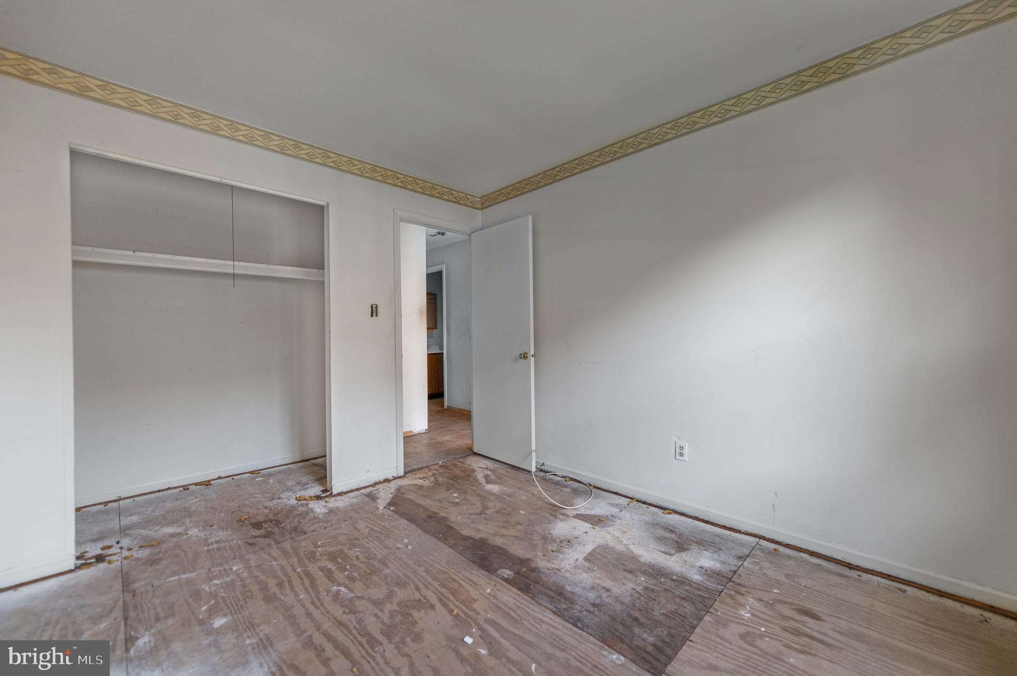 NORTHRIDGE ESTATES - Residential