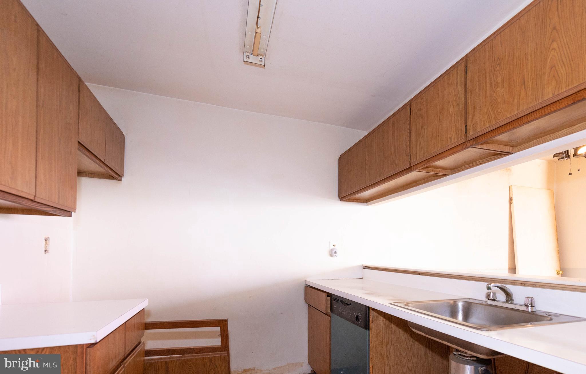 NORTHRIDGE ESTATES - Residential