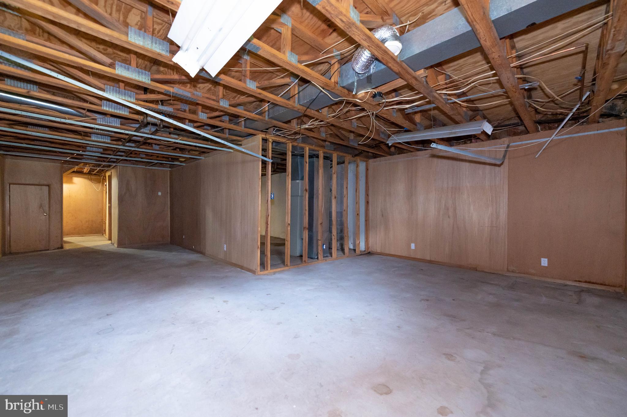 NORTHRIDGE ESTATES - Residential