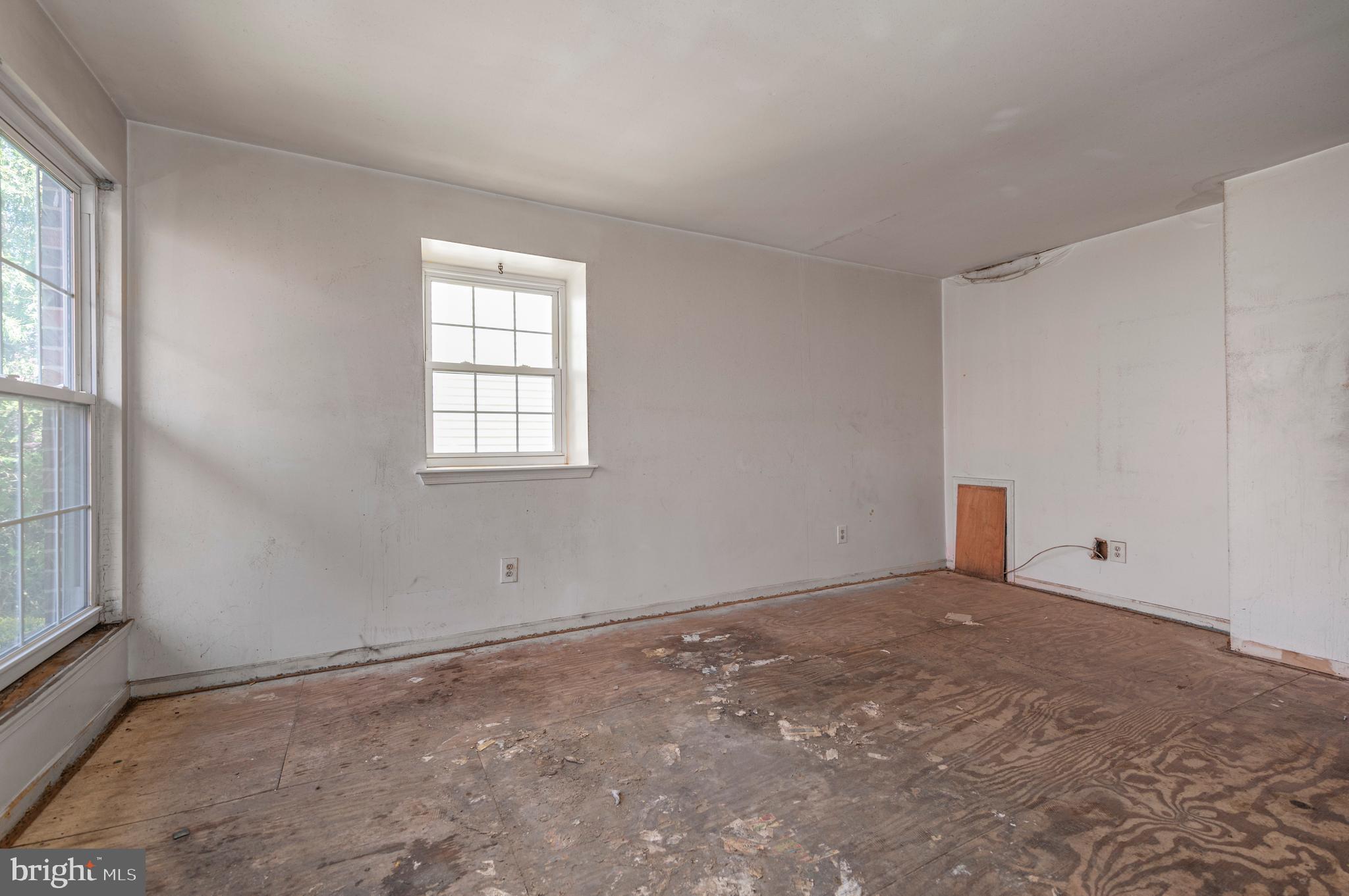 NORTHRIDGE ESTATES - Residential