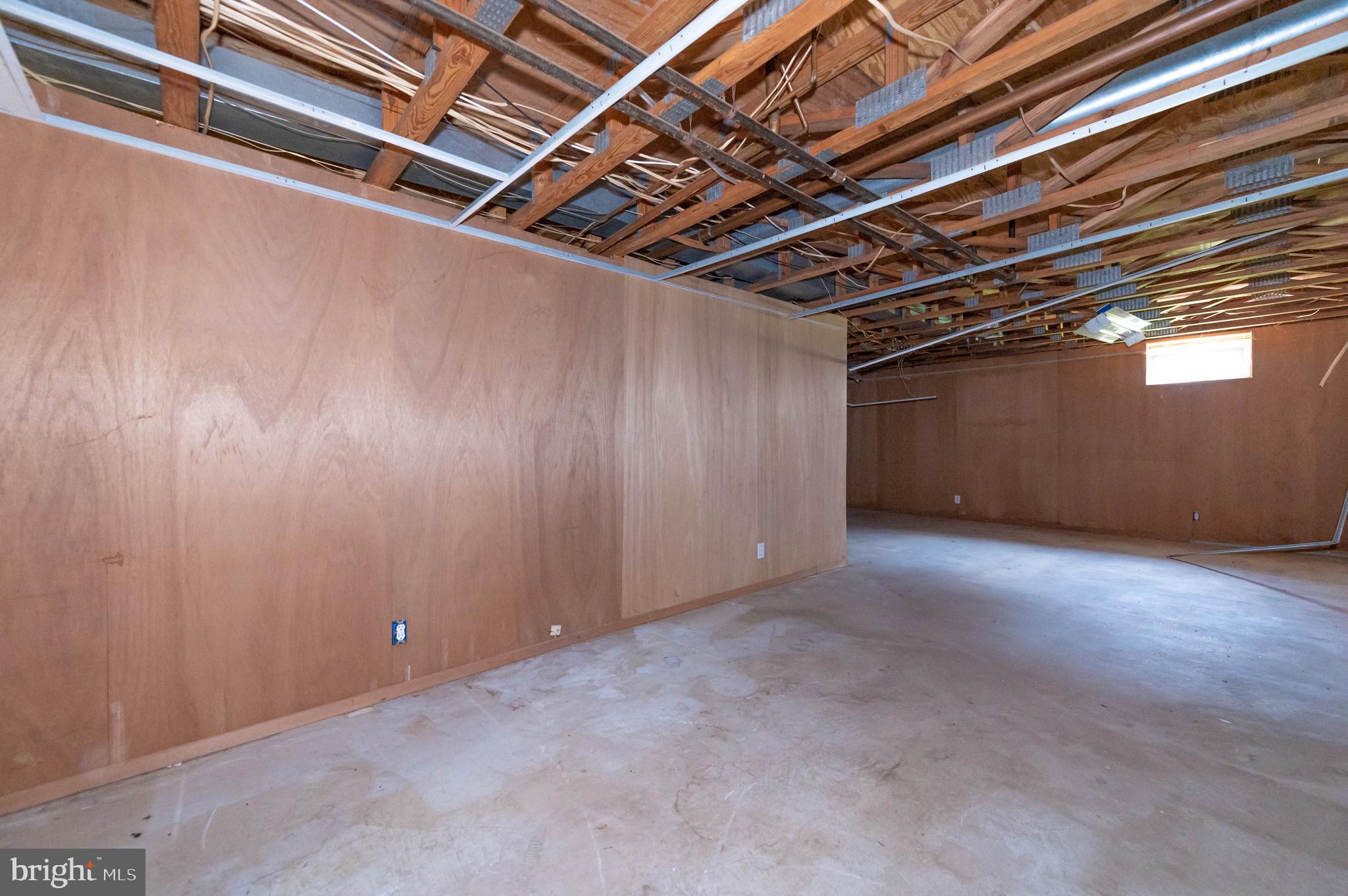 NORTHRIDGE ESTATES - Residential