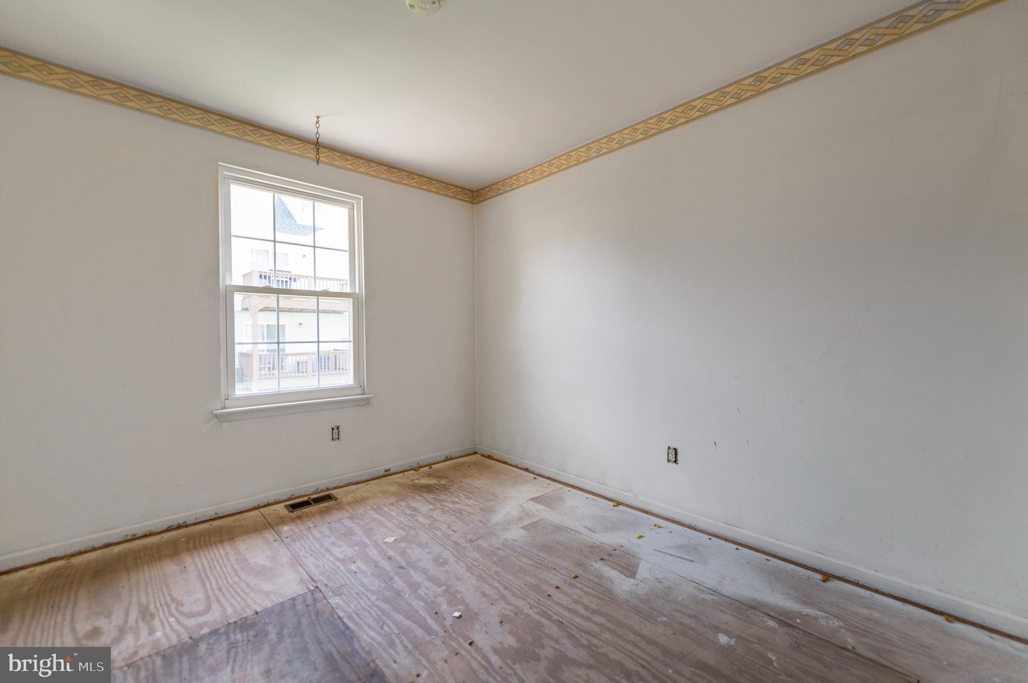 NORTHRIDGE ESTATES - Residential