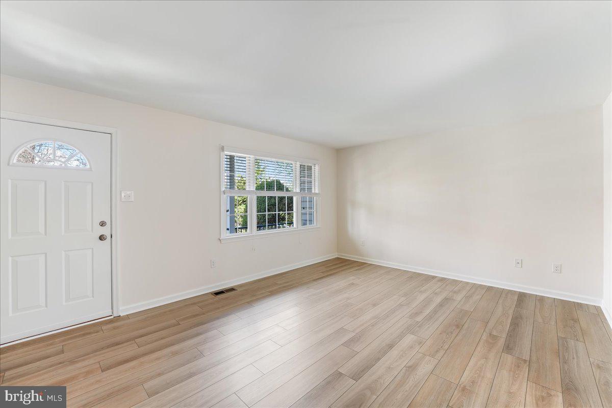 MEDIA - Residential Lease