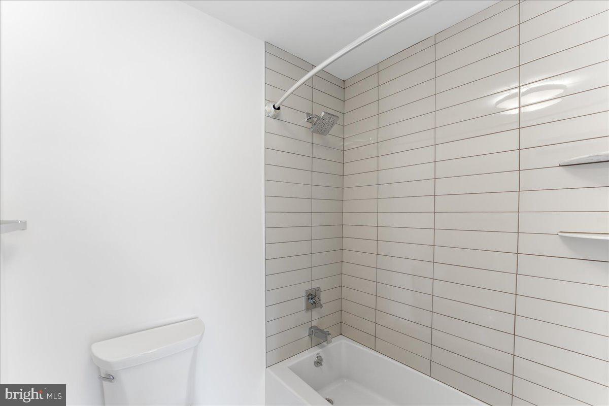 MEDIA - Residential Lease