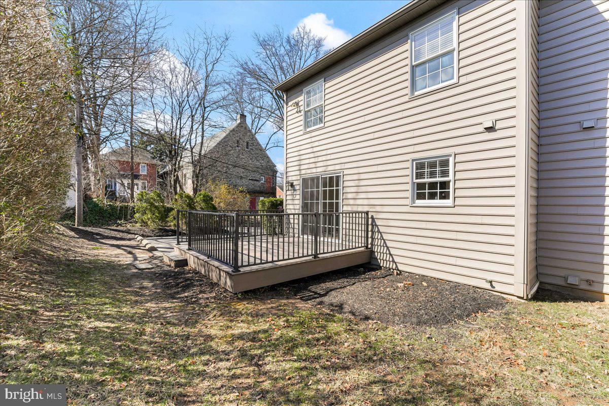 MEDIA - Residential Lease