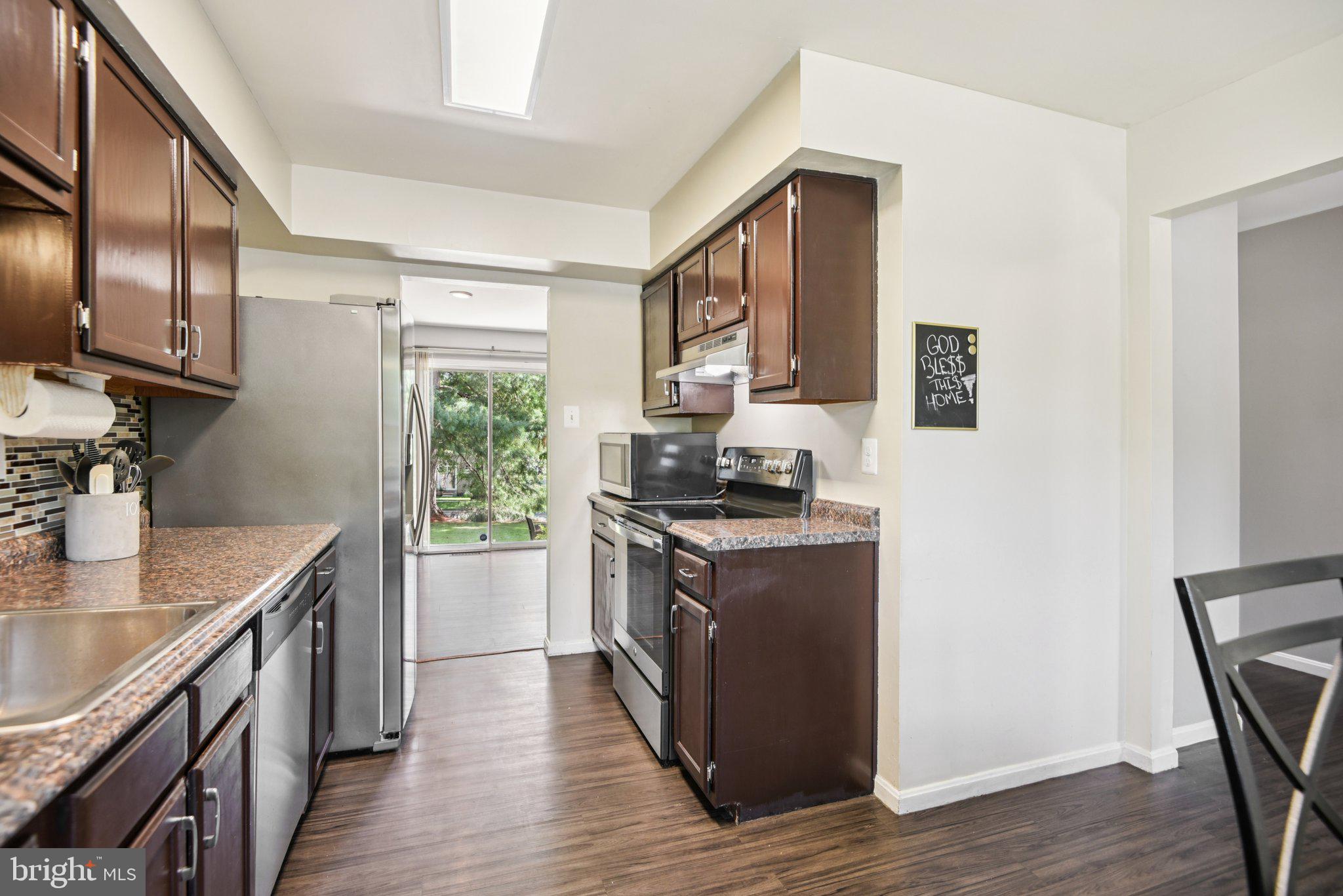 LONGMEAD - Residential