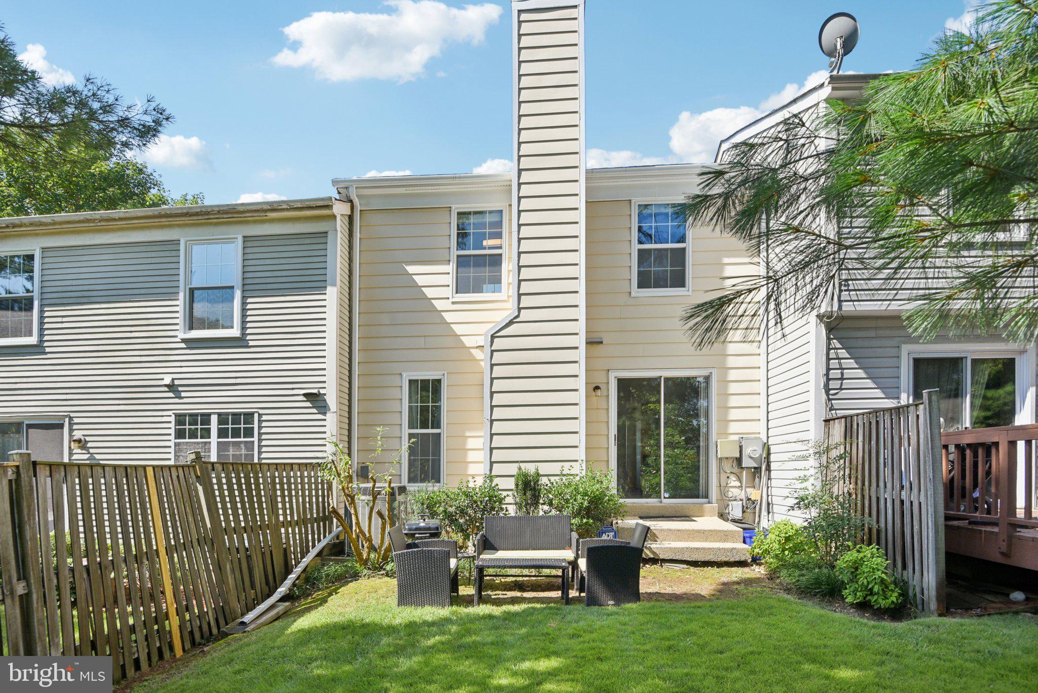 LONGMEAD - Residential