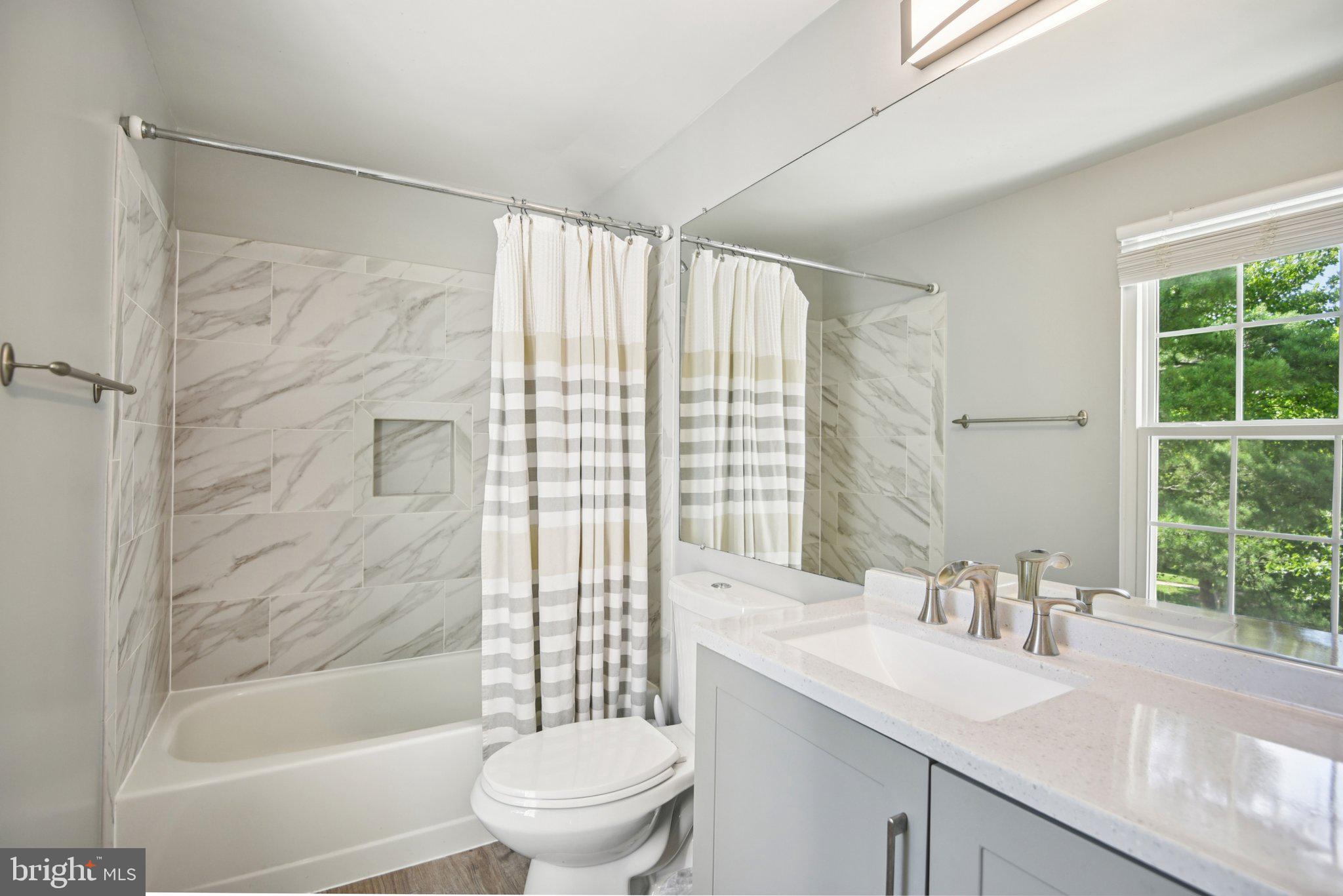 LONGMEAD - Residential