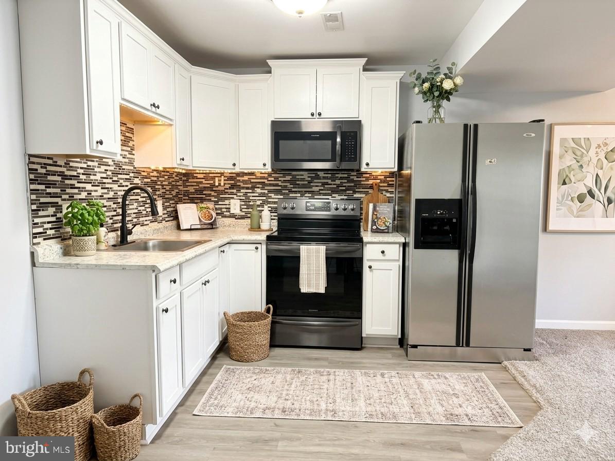 GREENHILL CROSSING - Residential