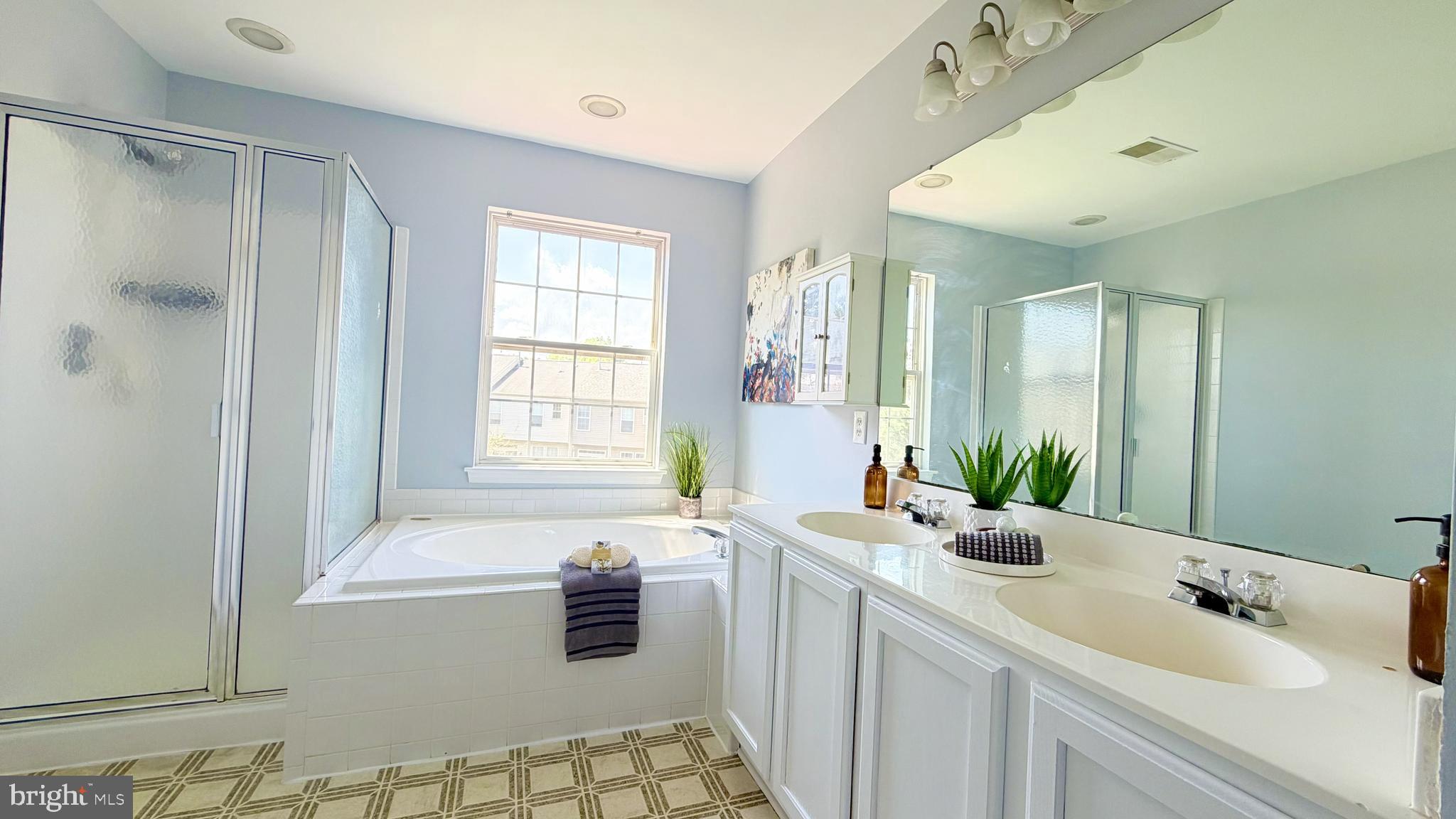 GREENHILL CROSSING - Residential