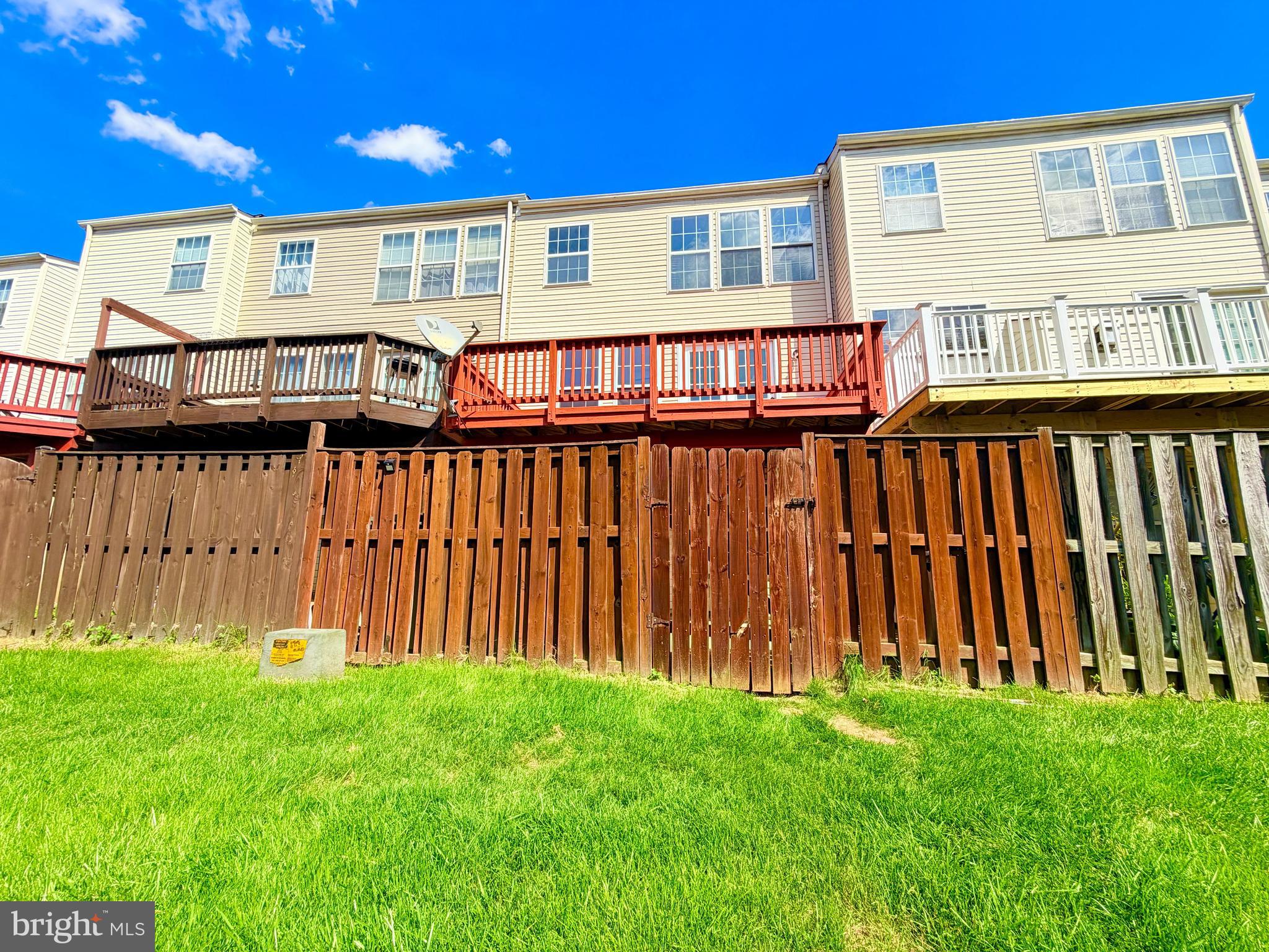 GREENHILL CROSSING - Residential