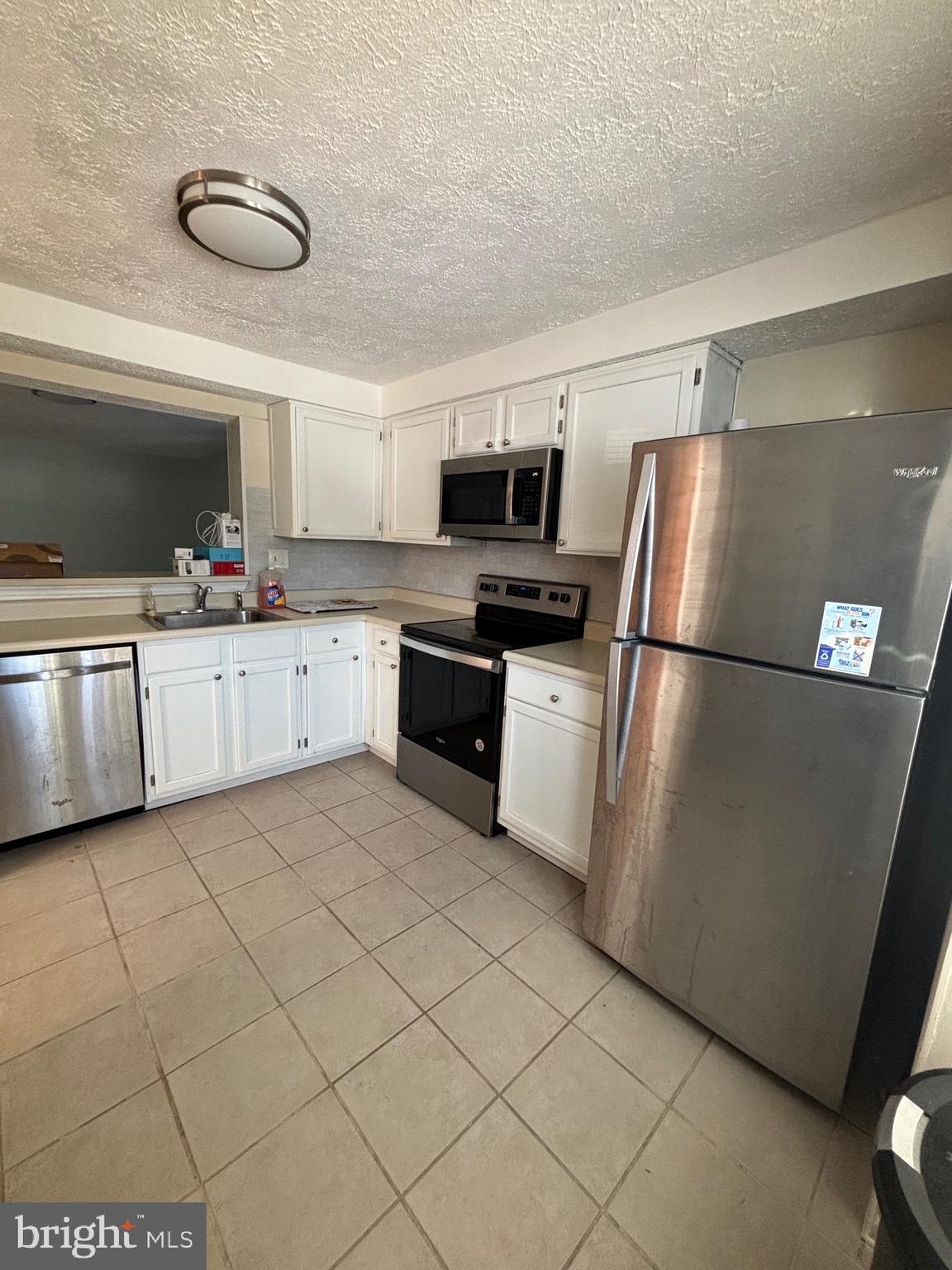 42 VICTORIA MANOR COURT