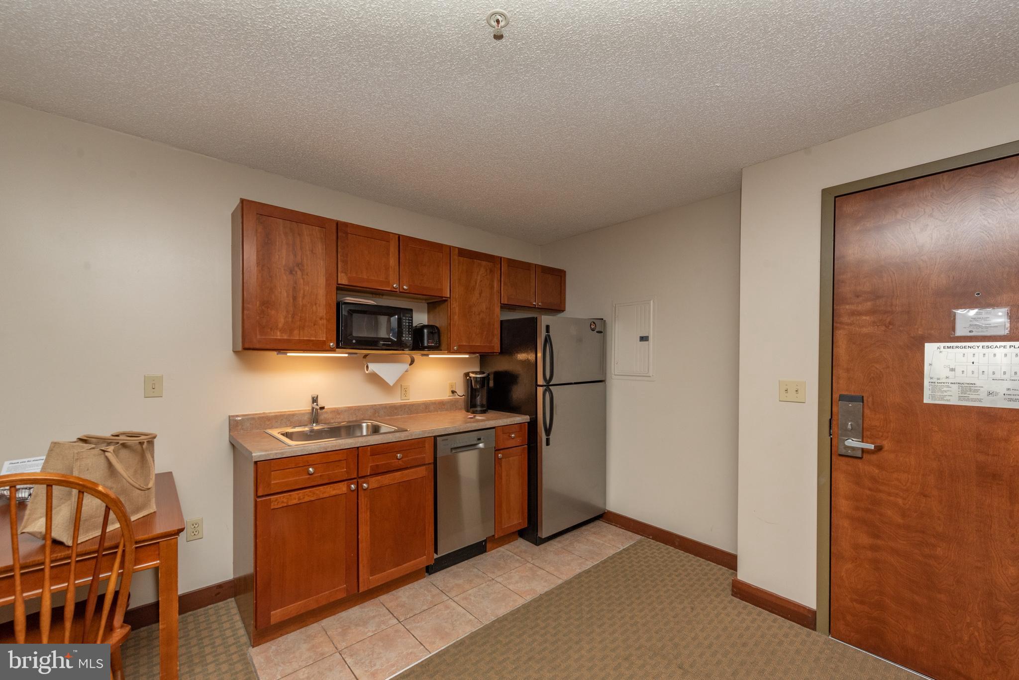 565 GLENDALE ROAD 115A