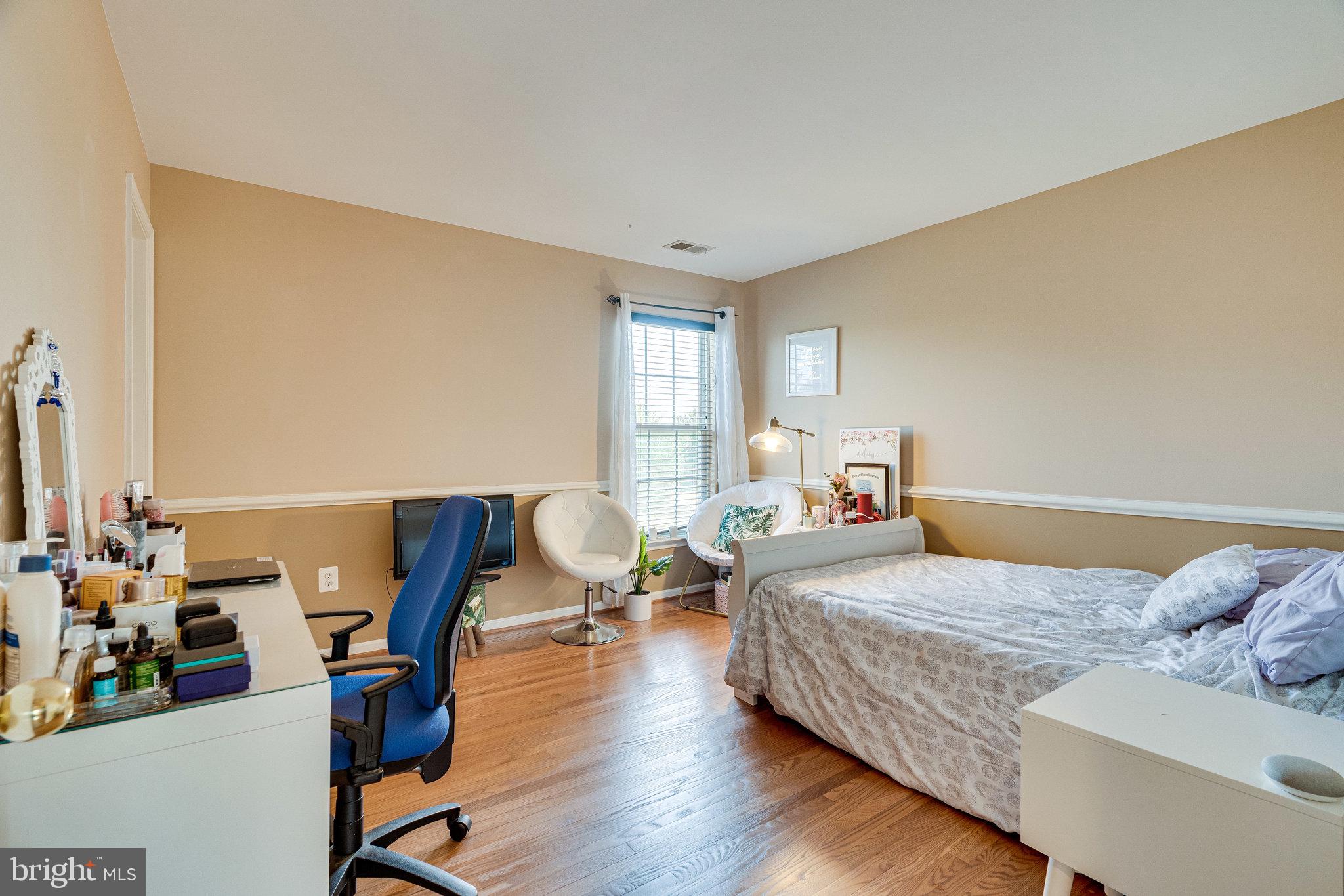 BLUE SPRING FARM - Residential