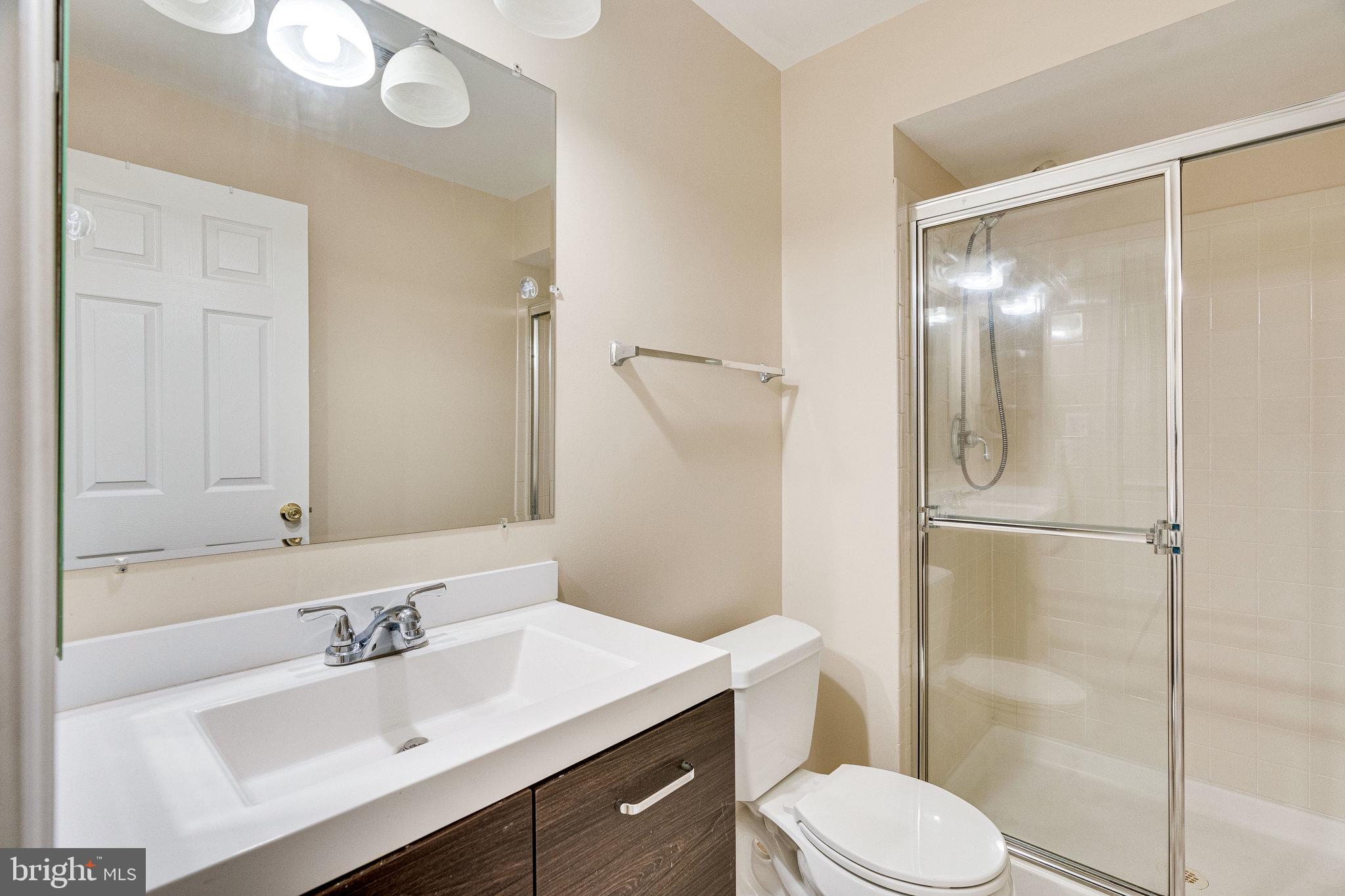 BLUE SPRING FARM - Residential