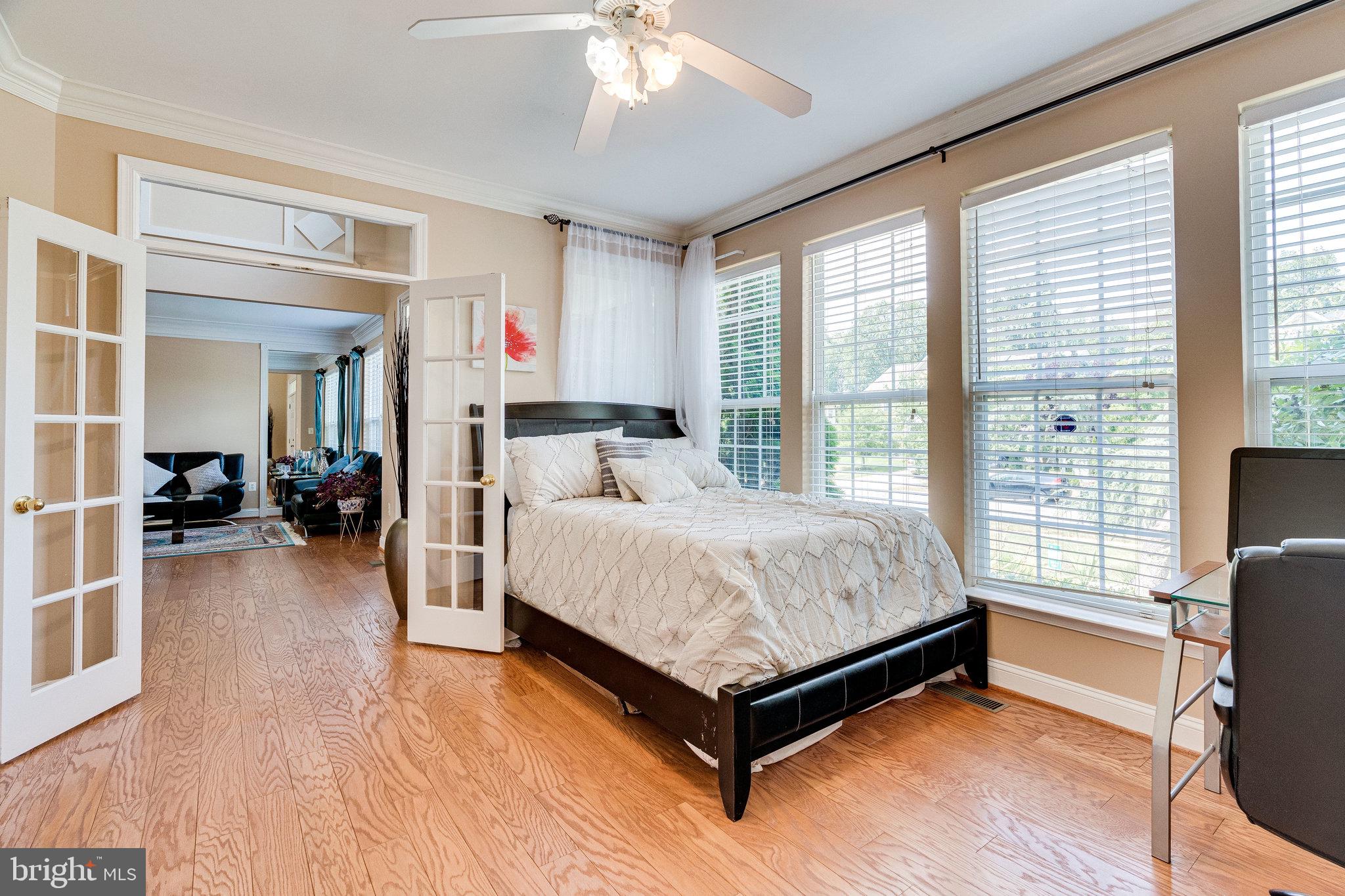 BLUE SPRING FARM - Residential