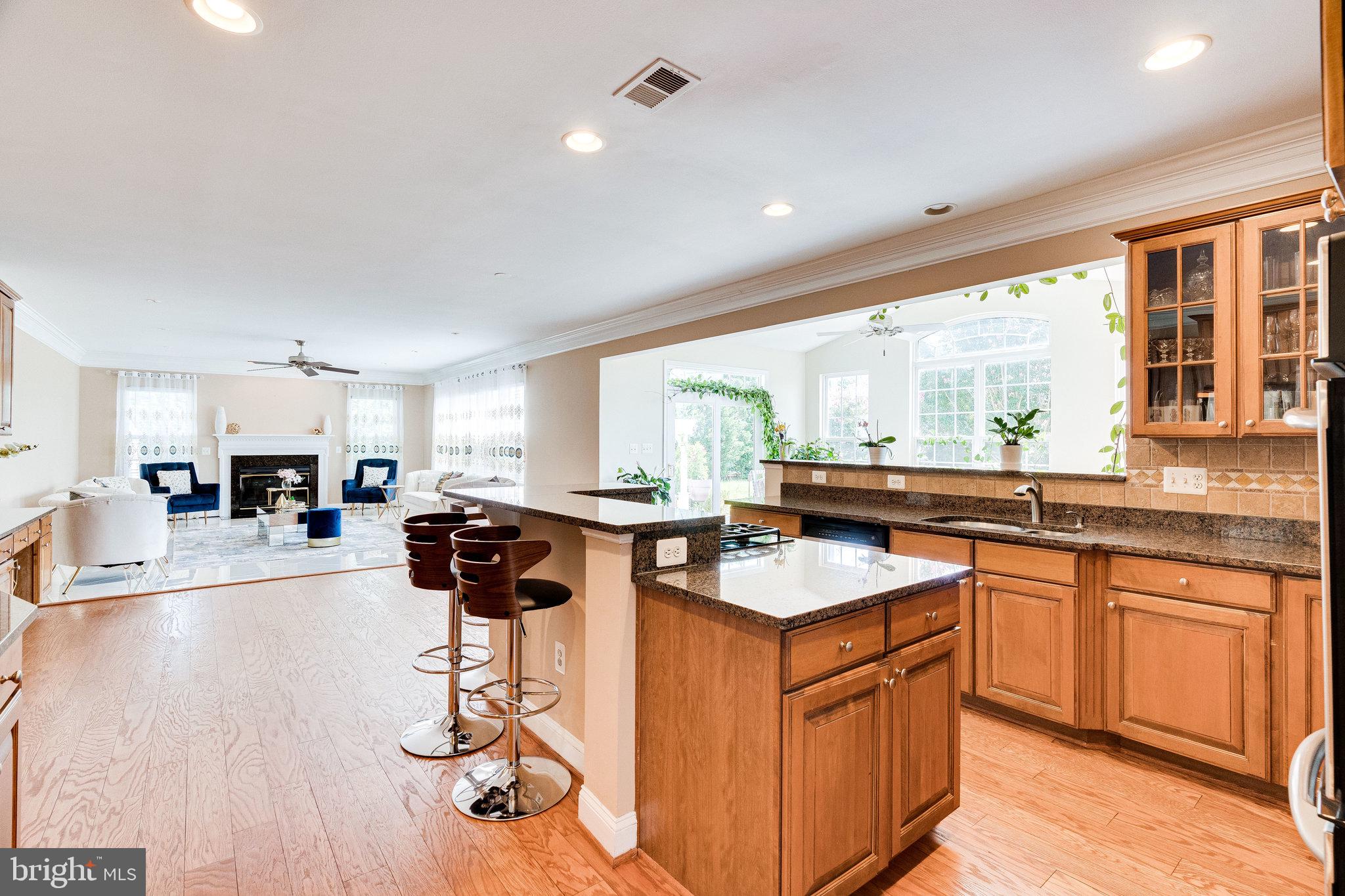 BLUE SPRING FARM - Residential